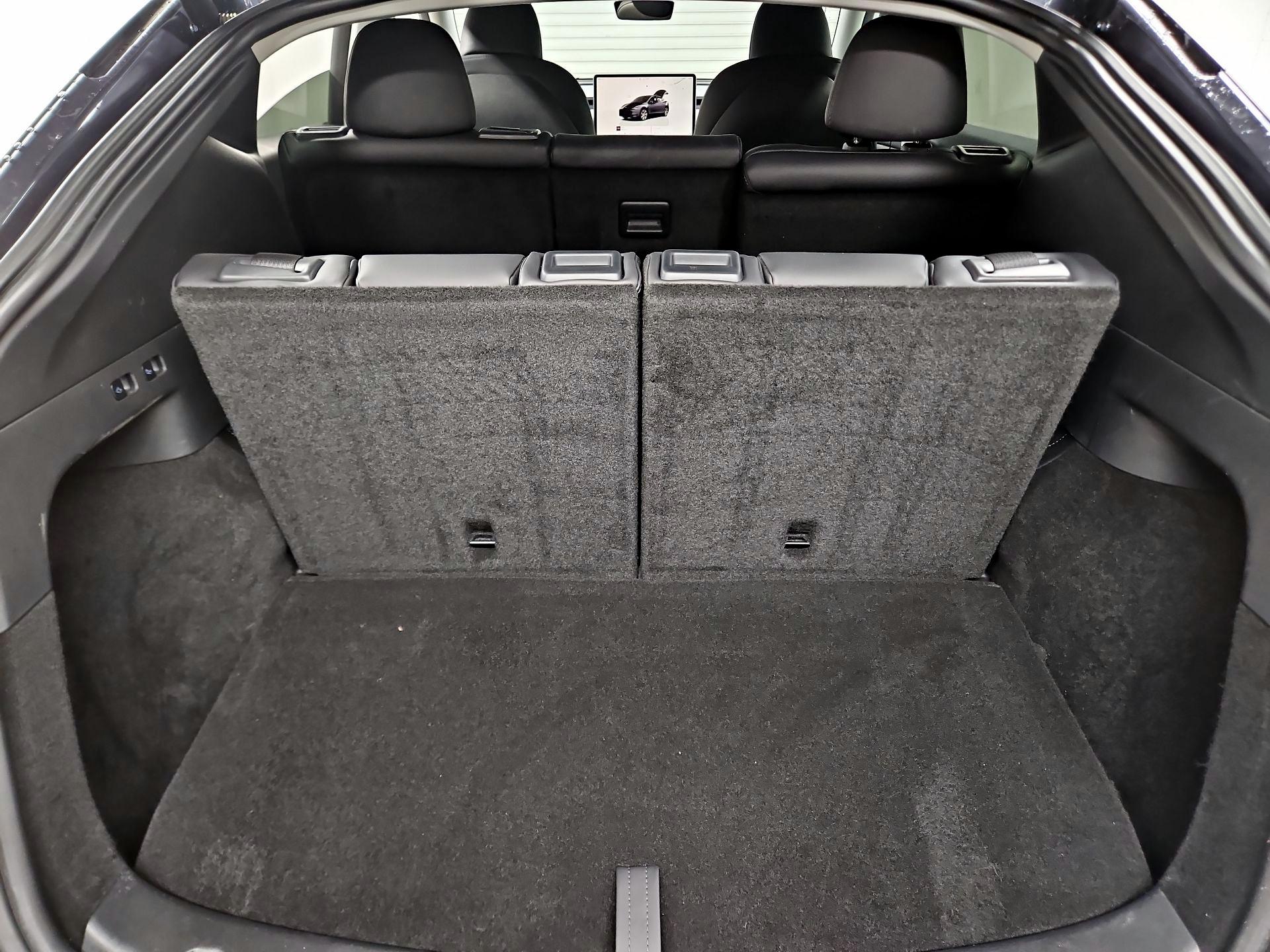 Thumbnail: 2023 Tesla Model Y - 20