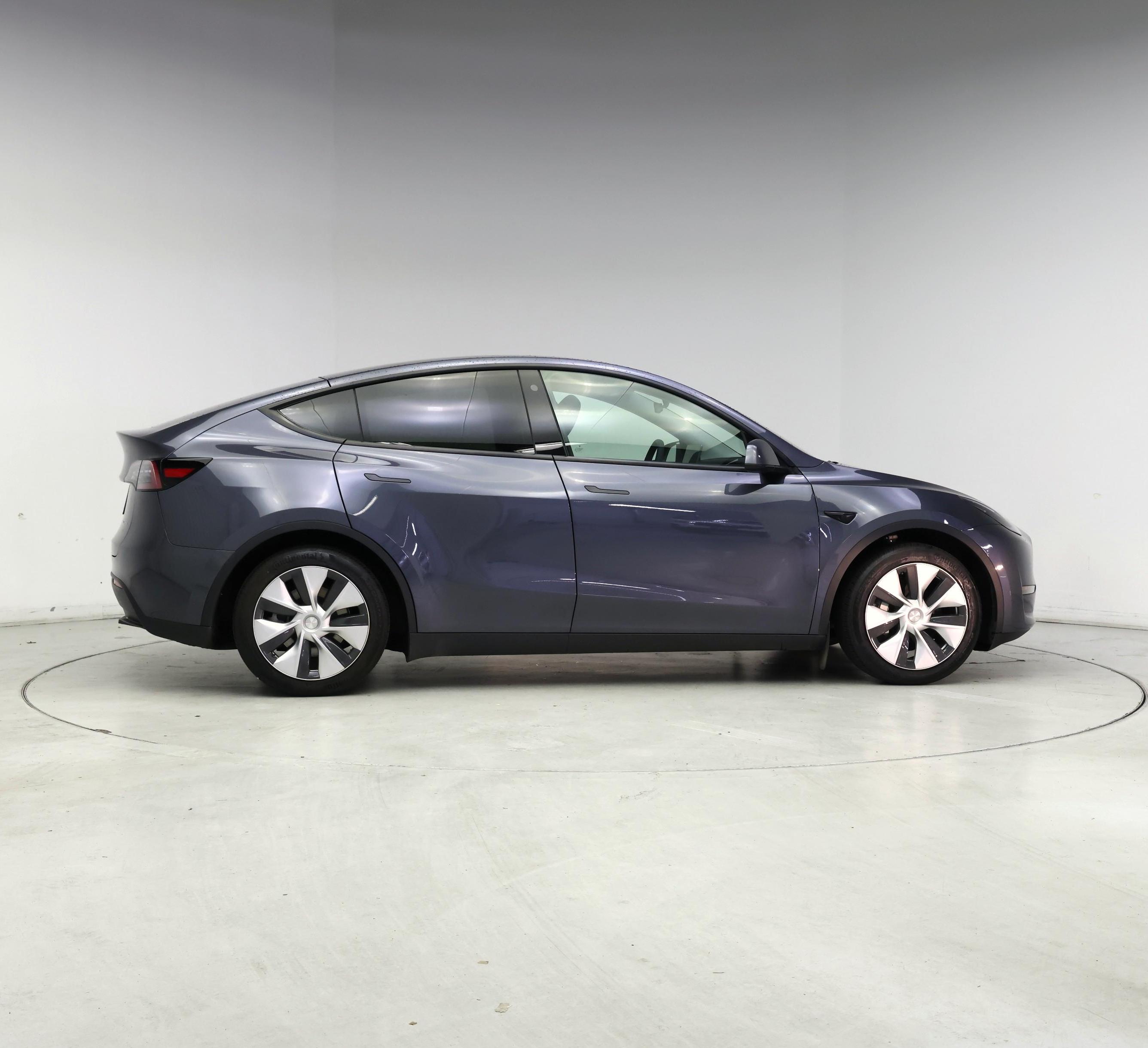 Thumbnail: 2023 Tesla Model Y - 7