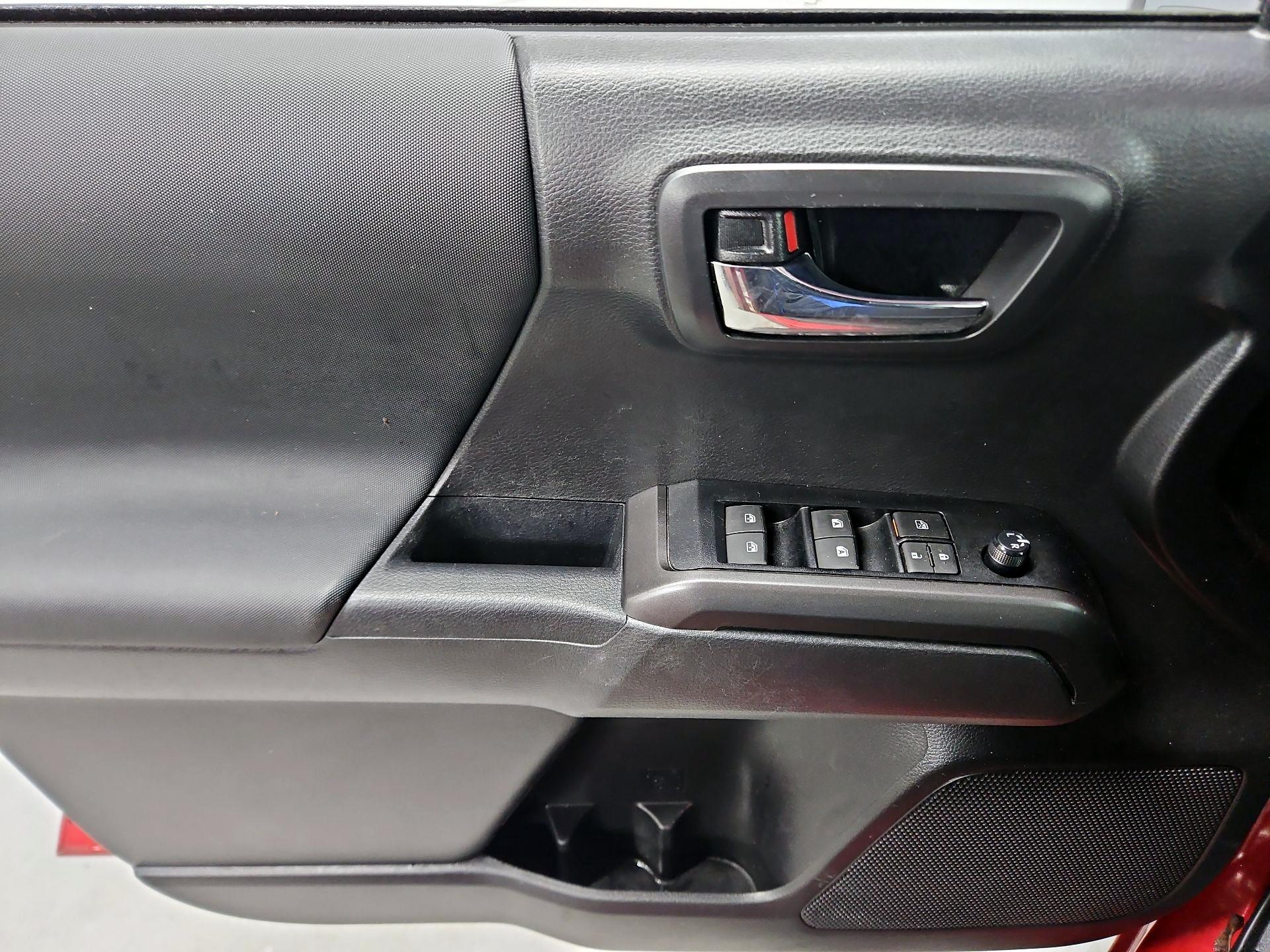 Thumbnail: 2023 Toyota Tacoma - 12