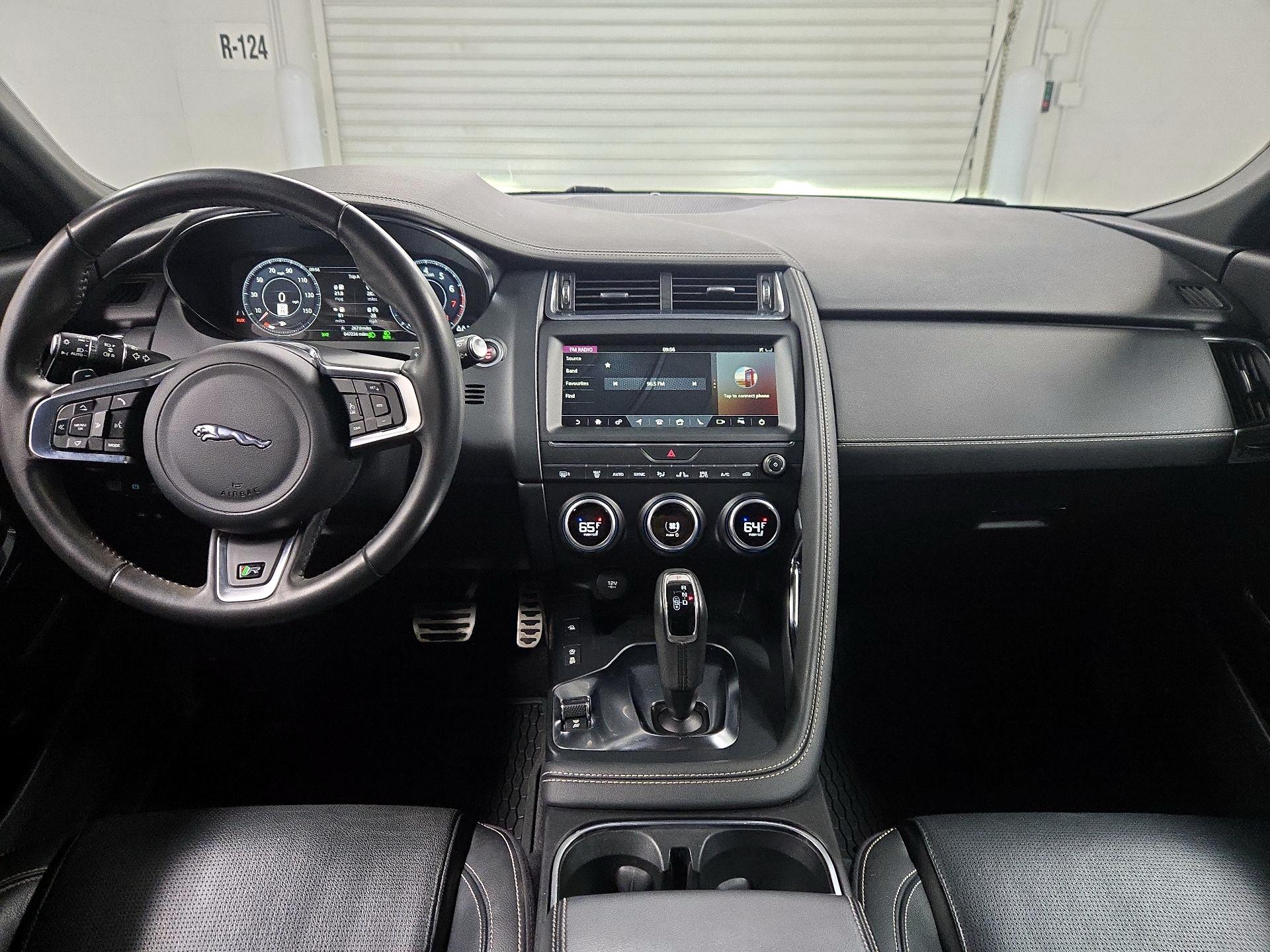 Thumbnail: 2020 Jaguar E-Pace - 9