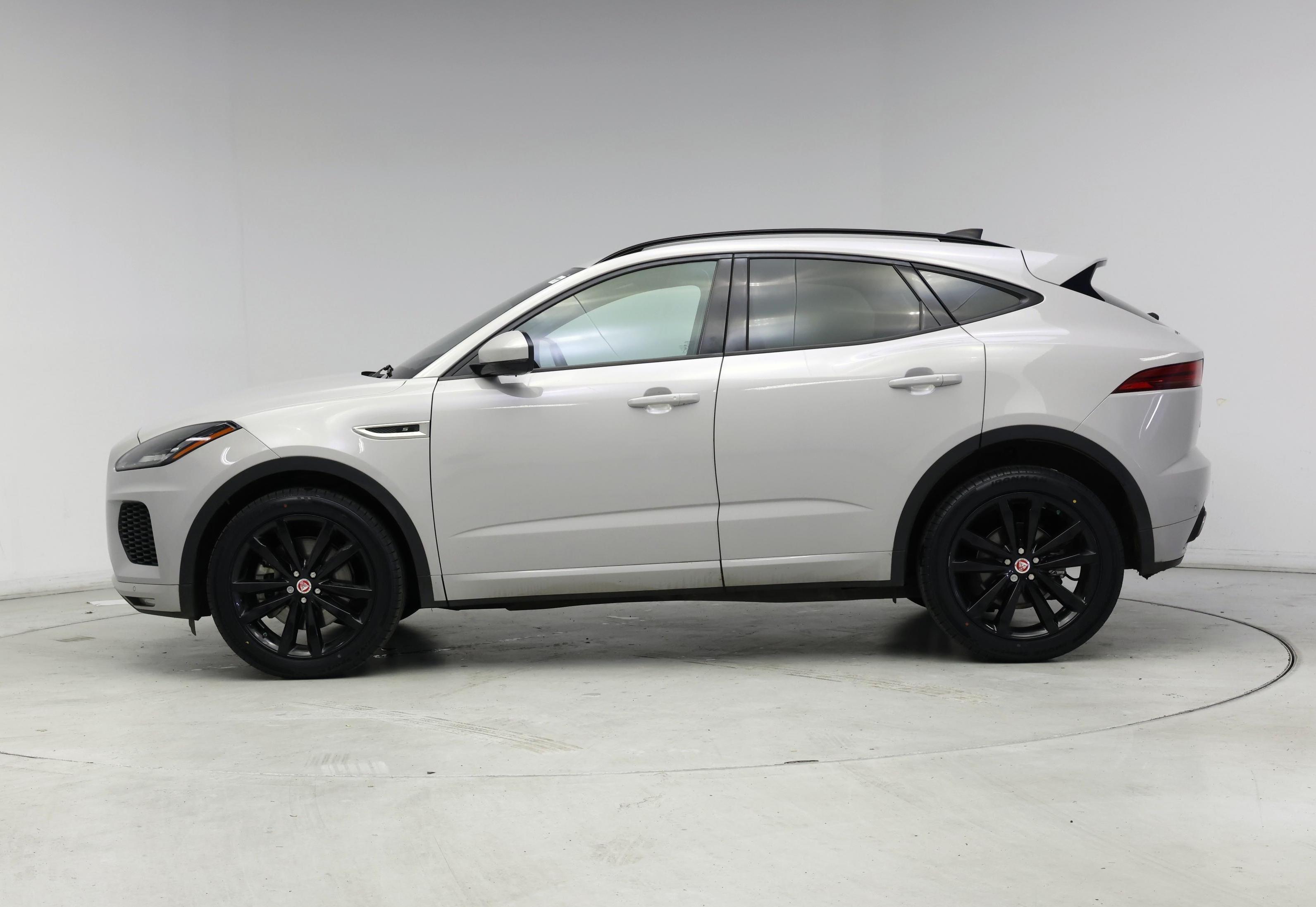 Thumbnail: 2020 Jaguar E-Pace - 3