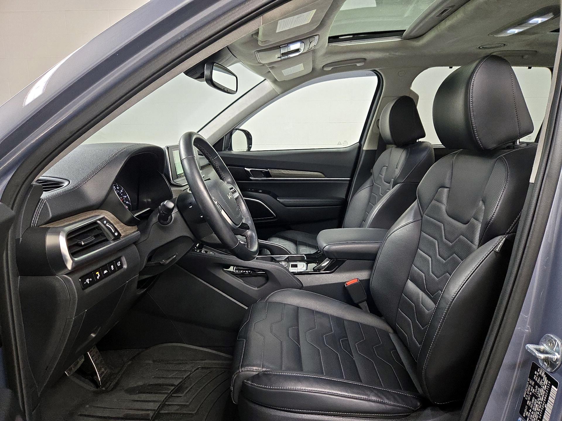 Thumbnail: 2022 Kia Telluride - 11