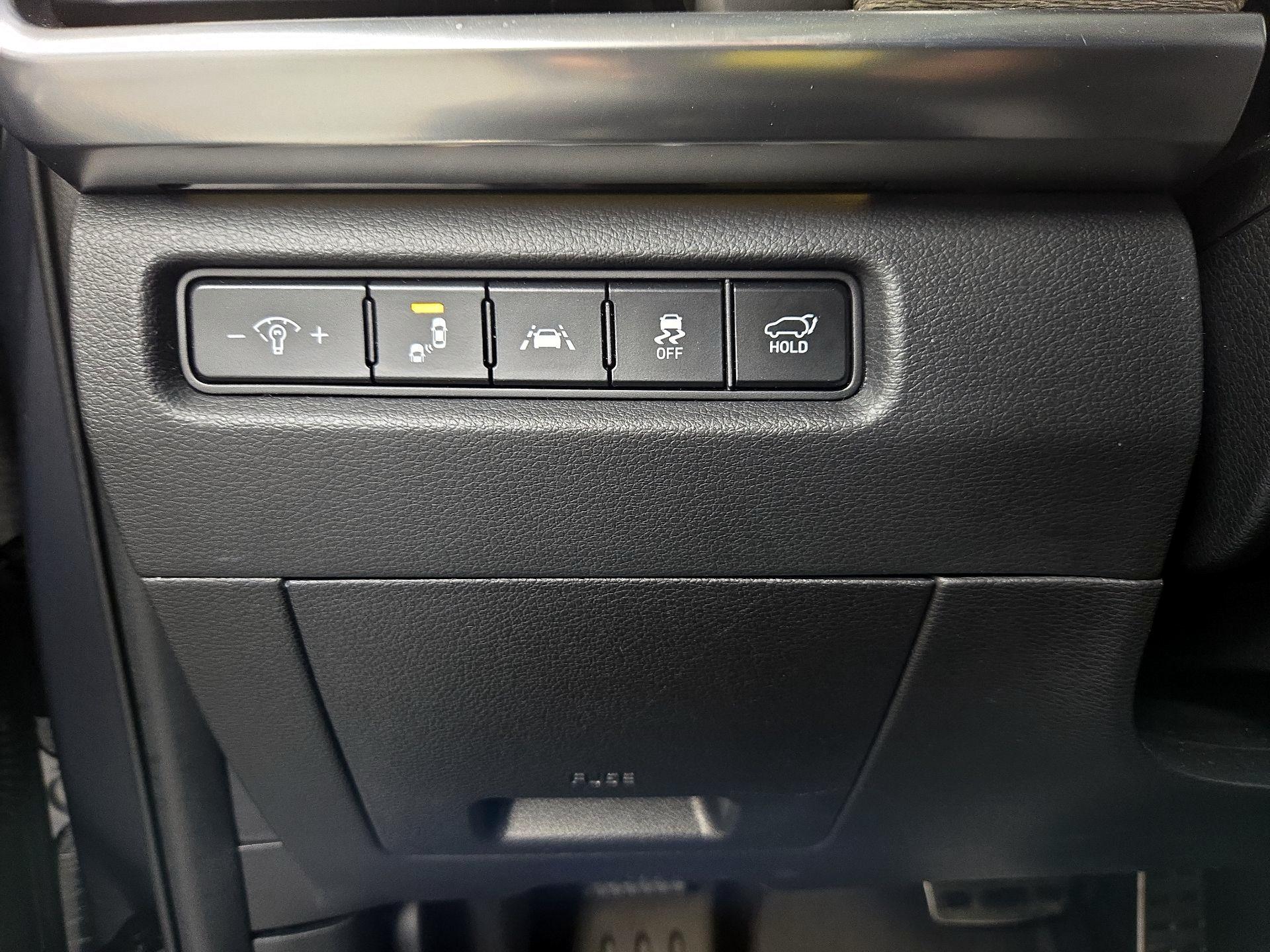 Thumbnail: 2022 Kia Telluride - 13