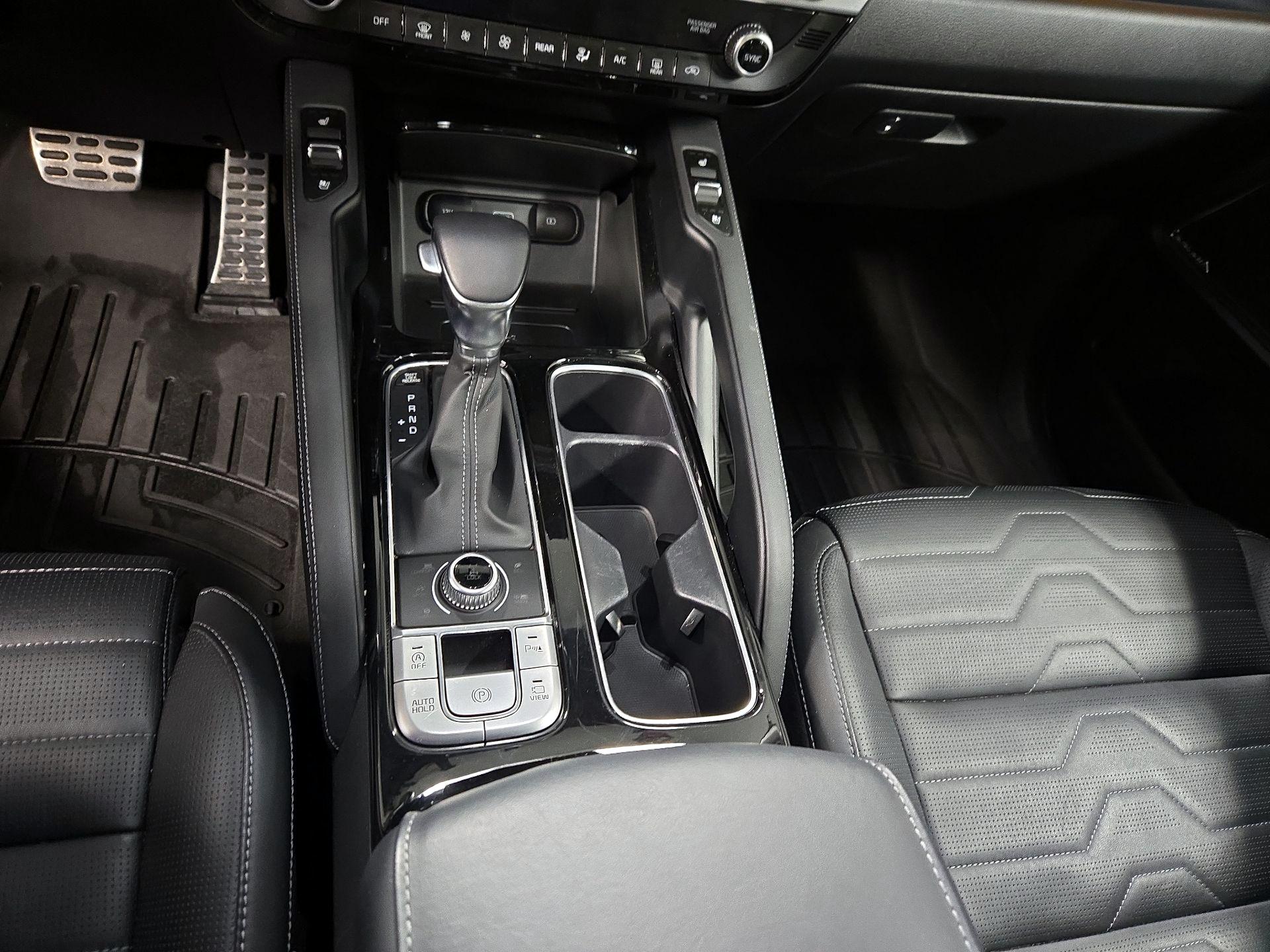 Thumbnail: 2022 Kia Telluride - 18