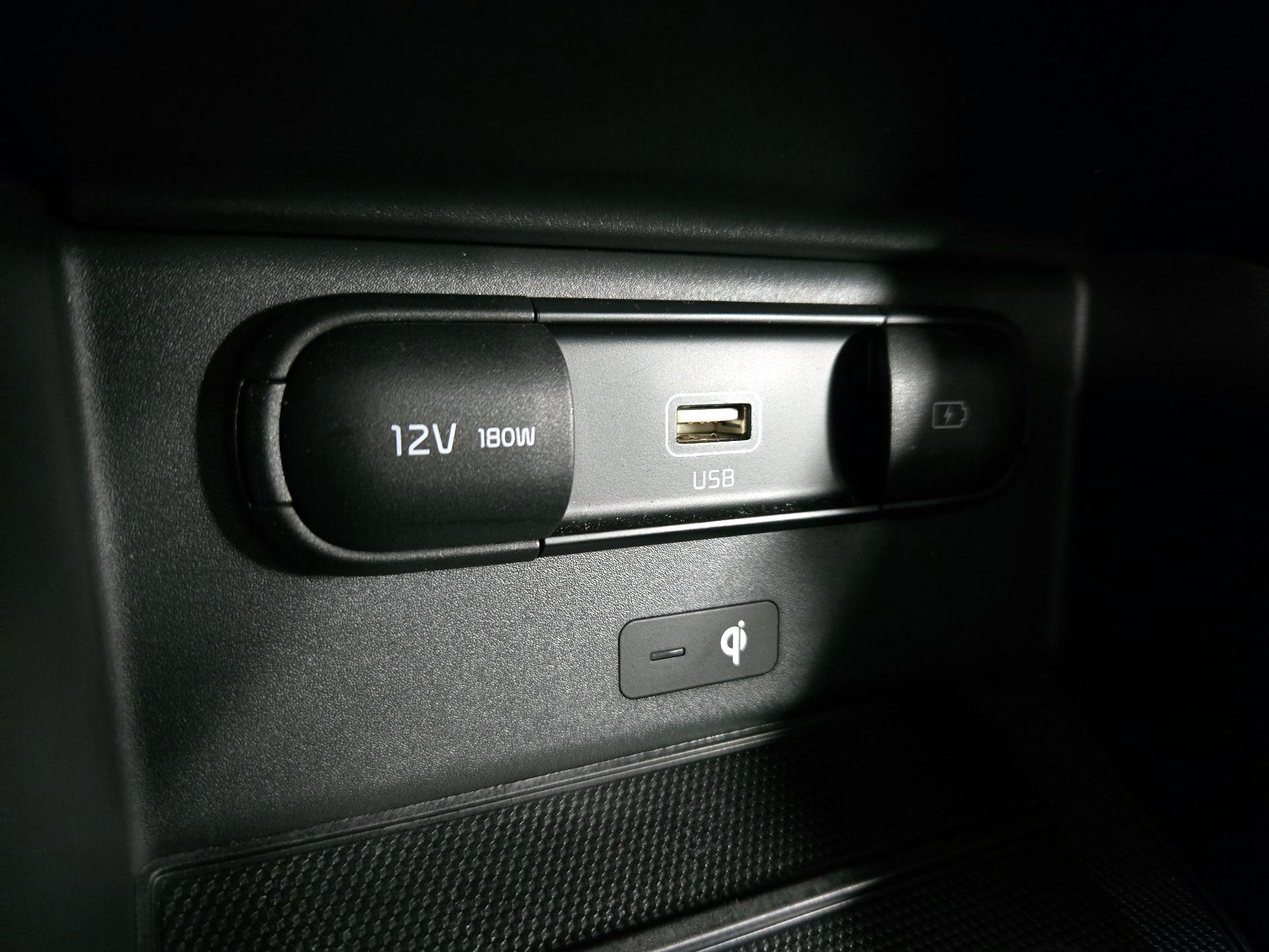 Thumbnail: 2022 Kia Telluride - 19