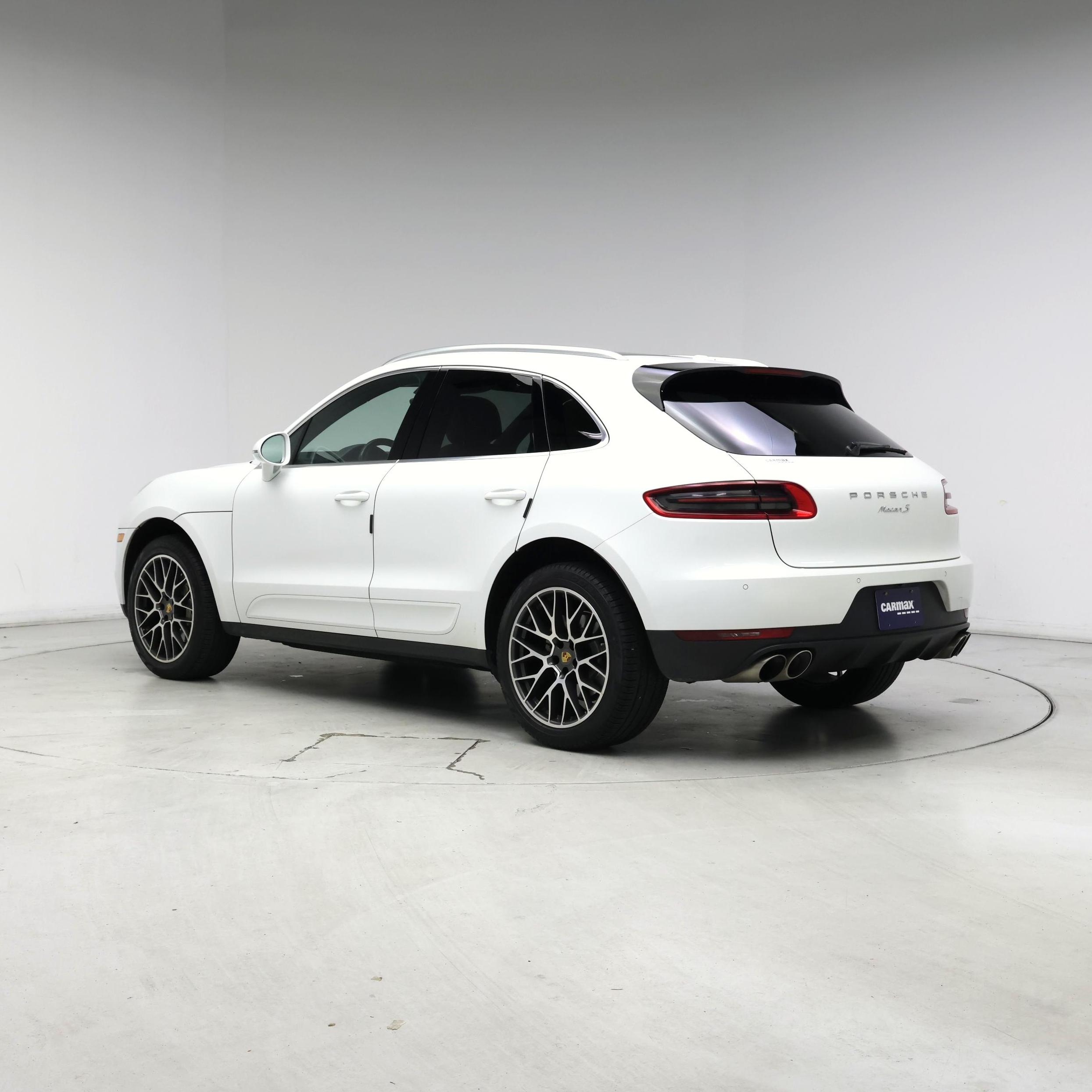 Thumbnail: 2018 Porsche Macan - 2