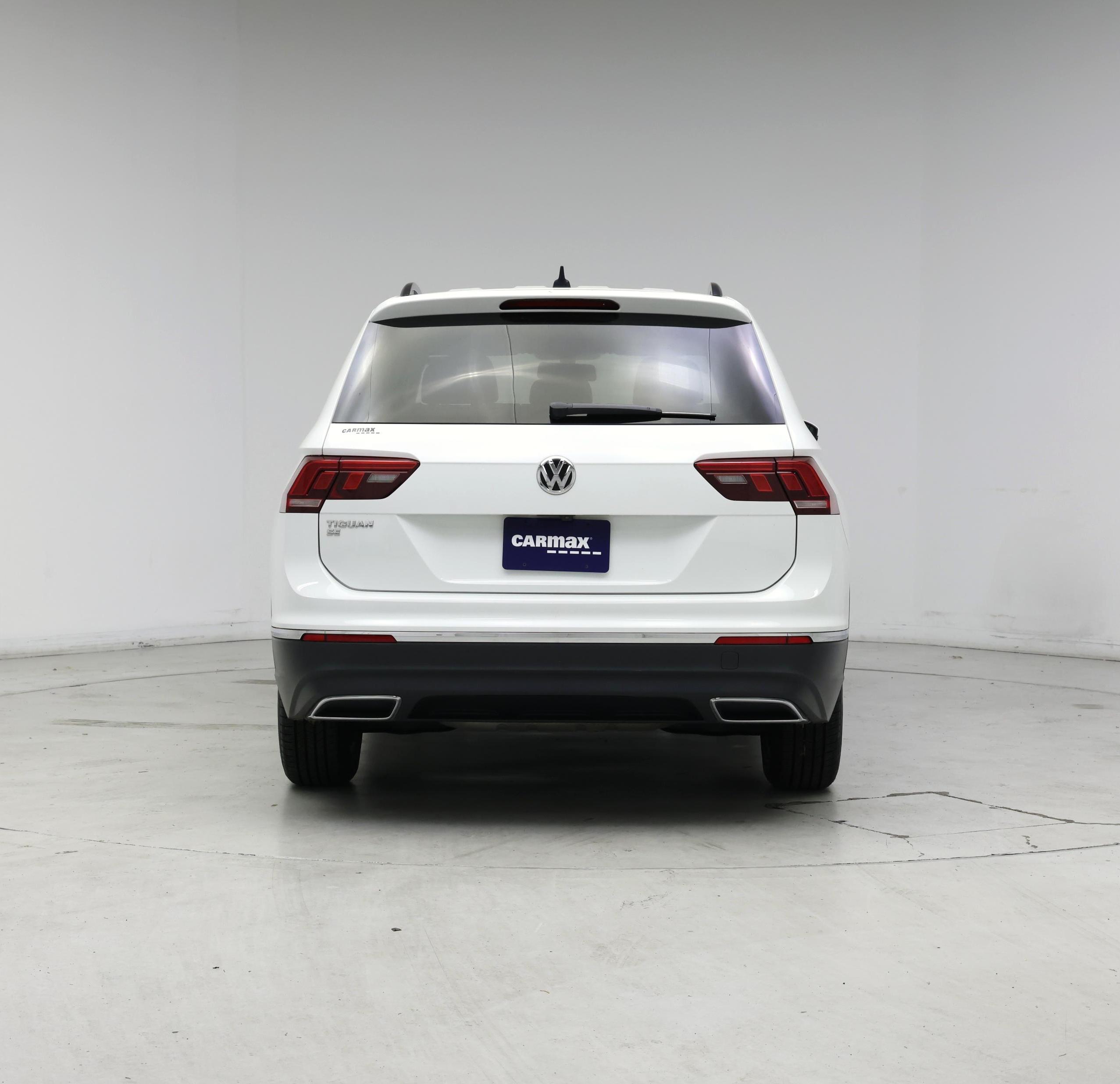 Thumbnail: 2021 Volkswagen Tiguan - 6