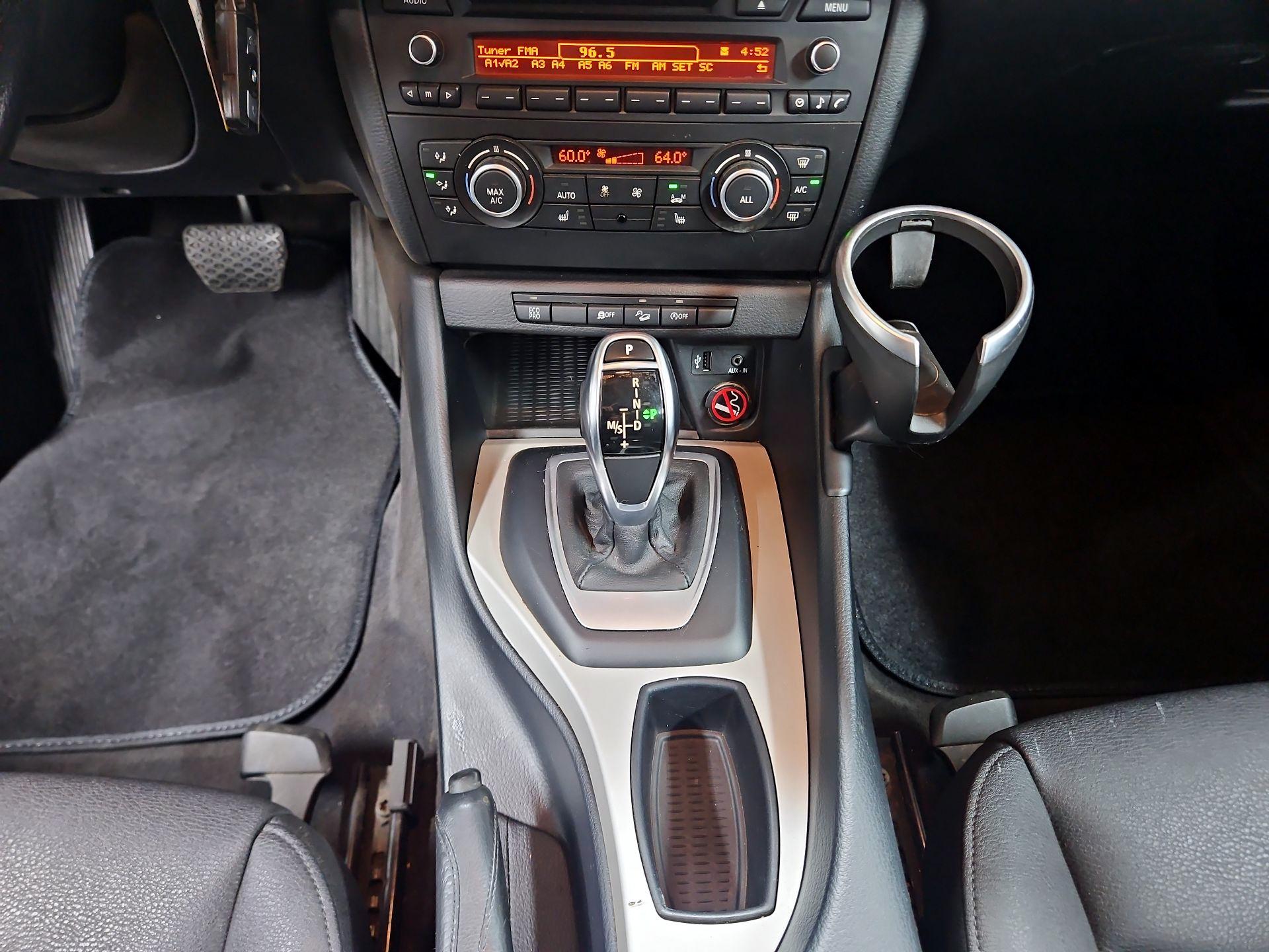 Thumbnail: 2015 BMW X1 - 16