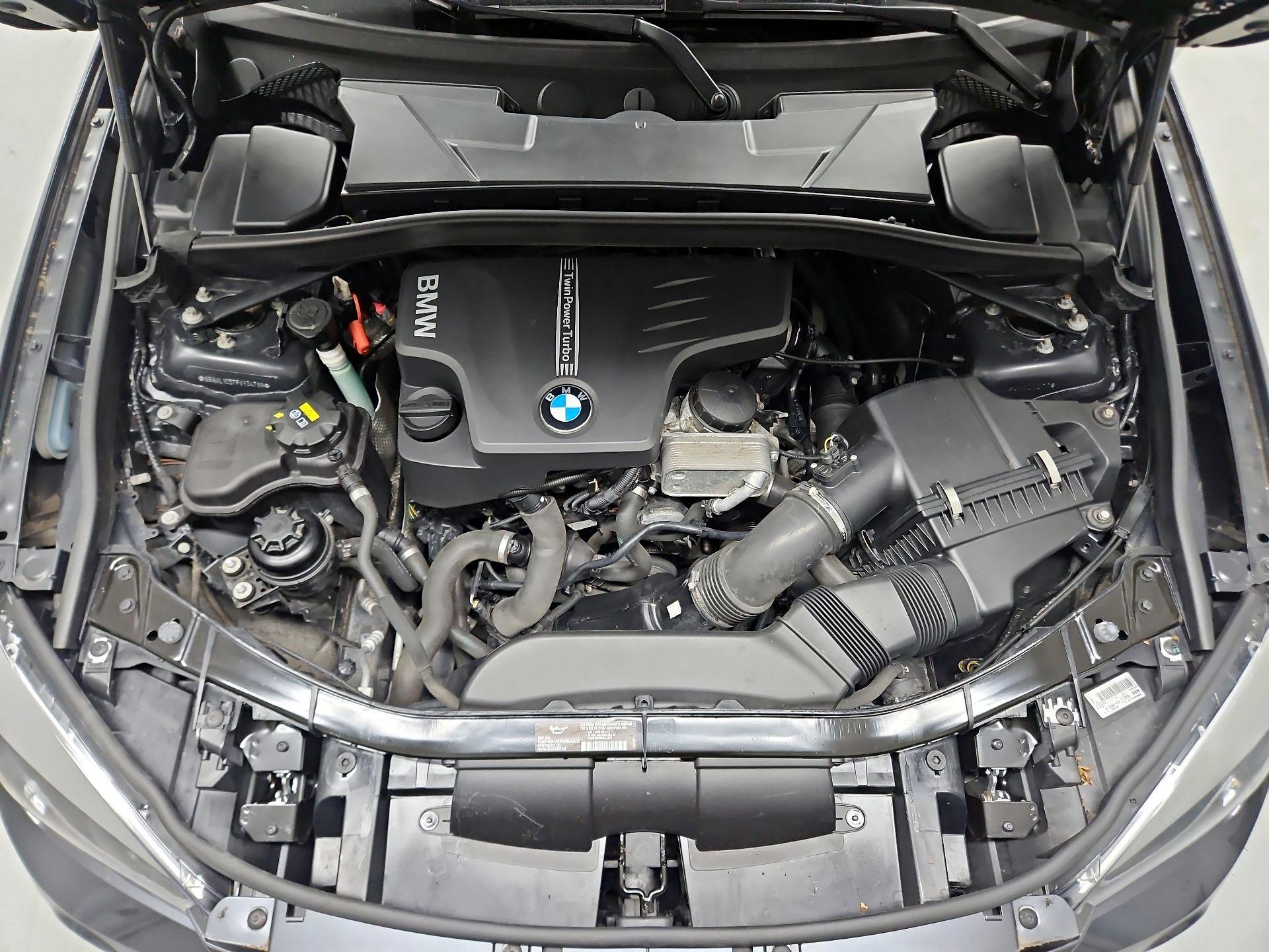 Thumbnail: 2015 BMW X1 - 20
