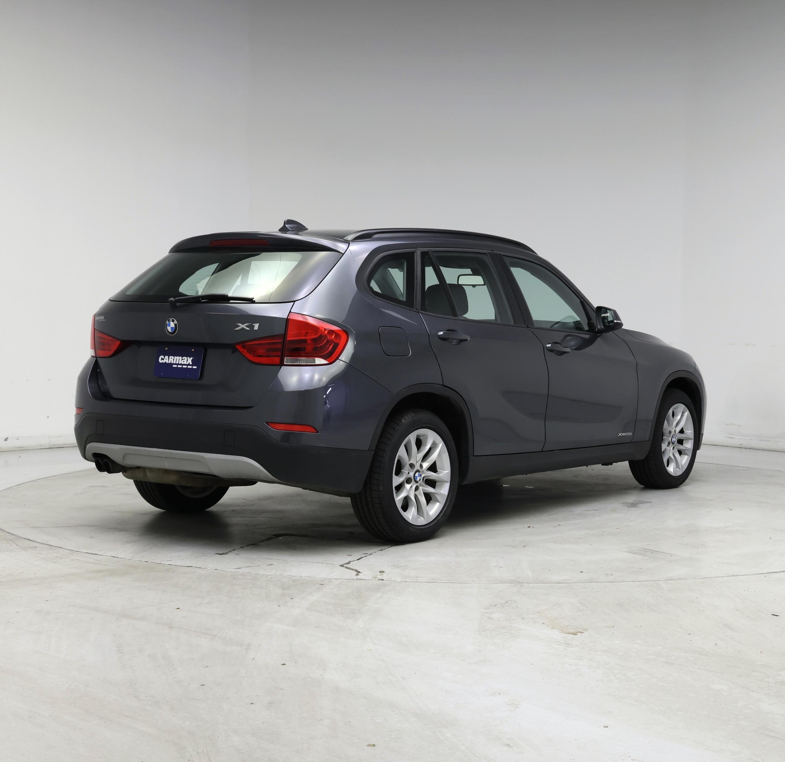 Thumbnail: 2015 BMW X1 - 8
