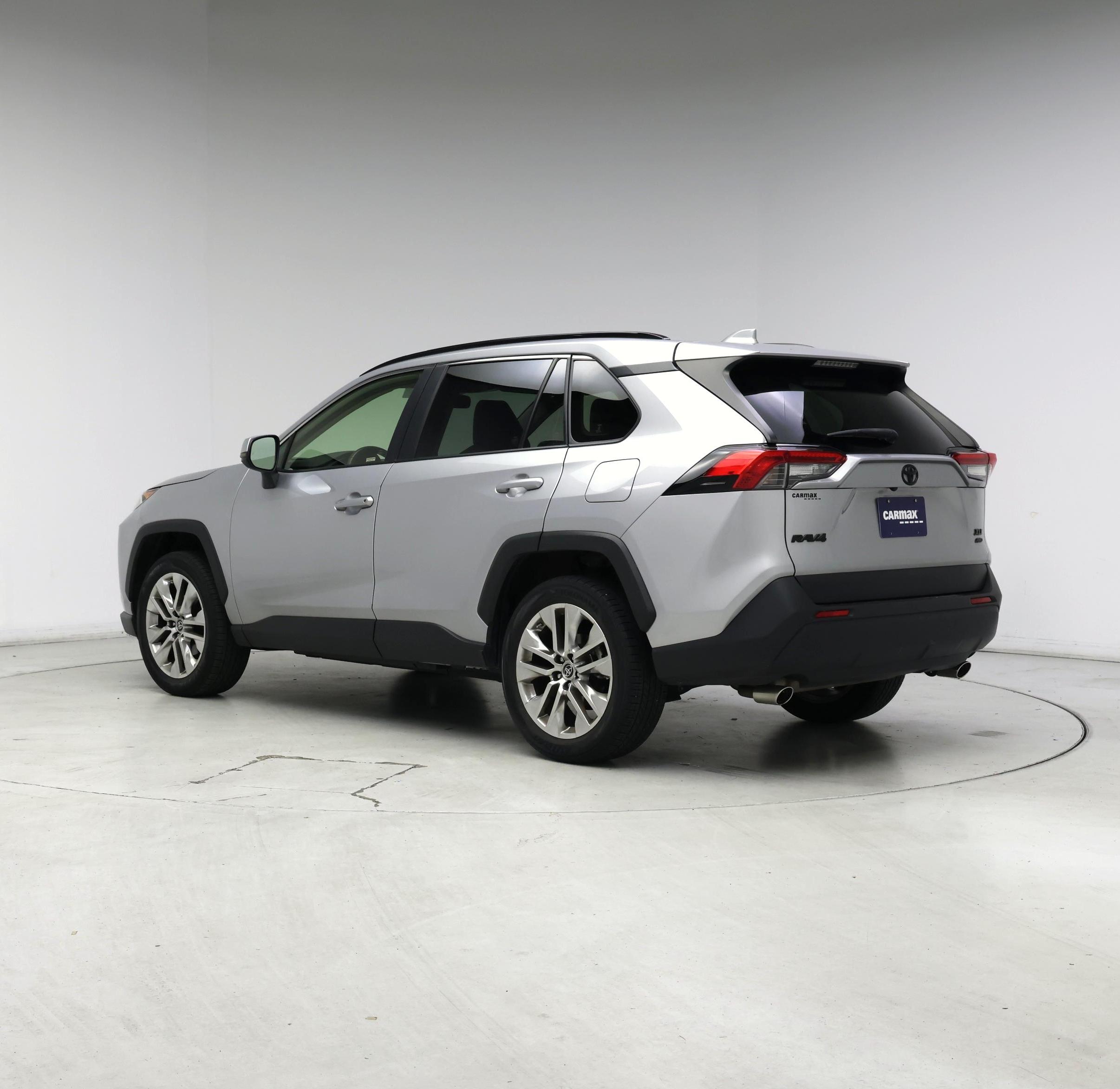Thumbnail: 2019 Toyota RAV4 - 2