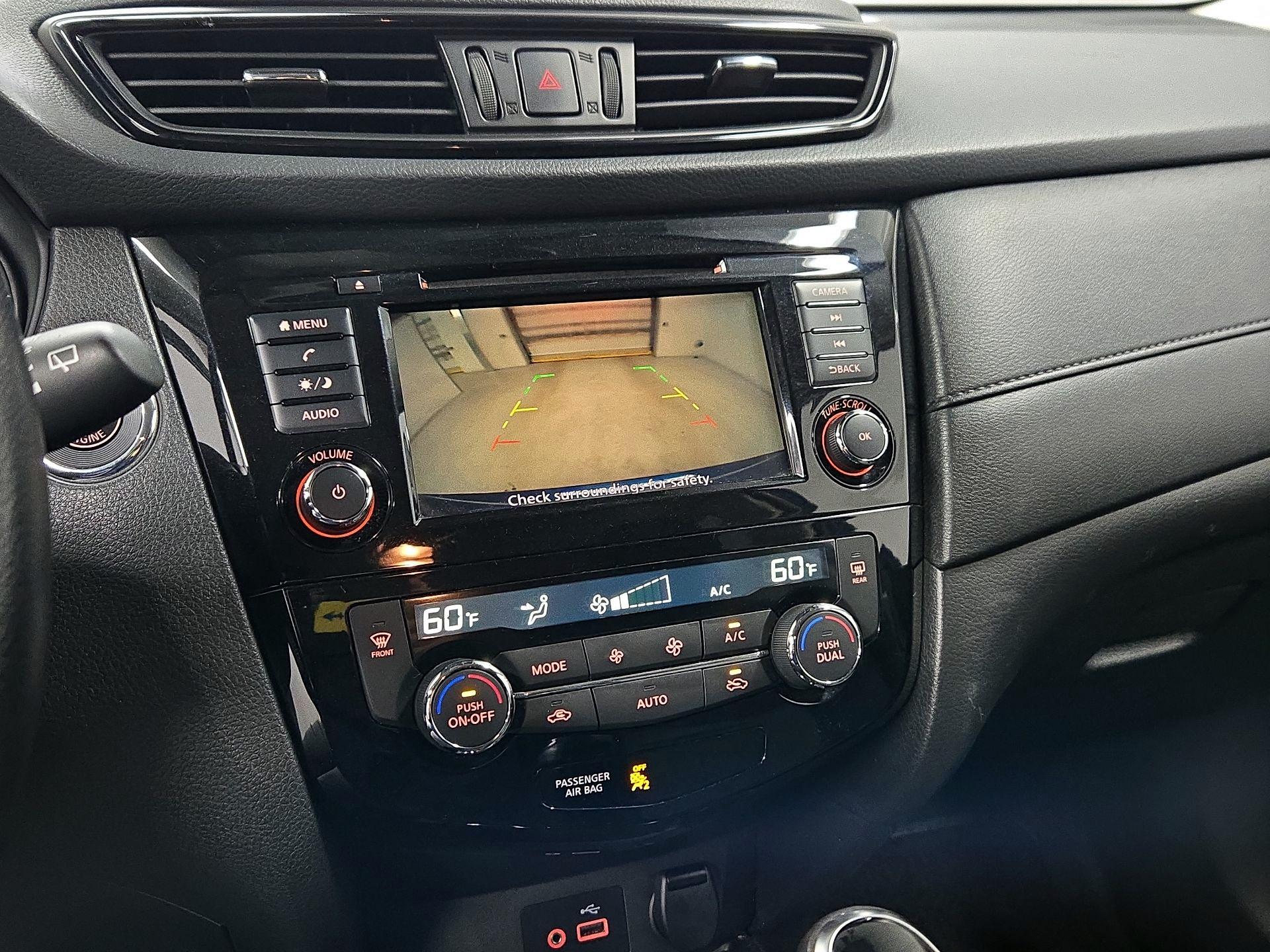 Thumbnail: 2020 Nissan Rogue - 14