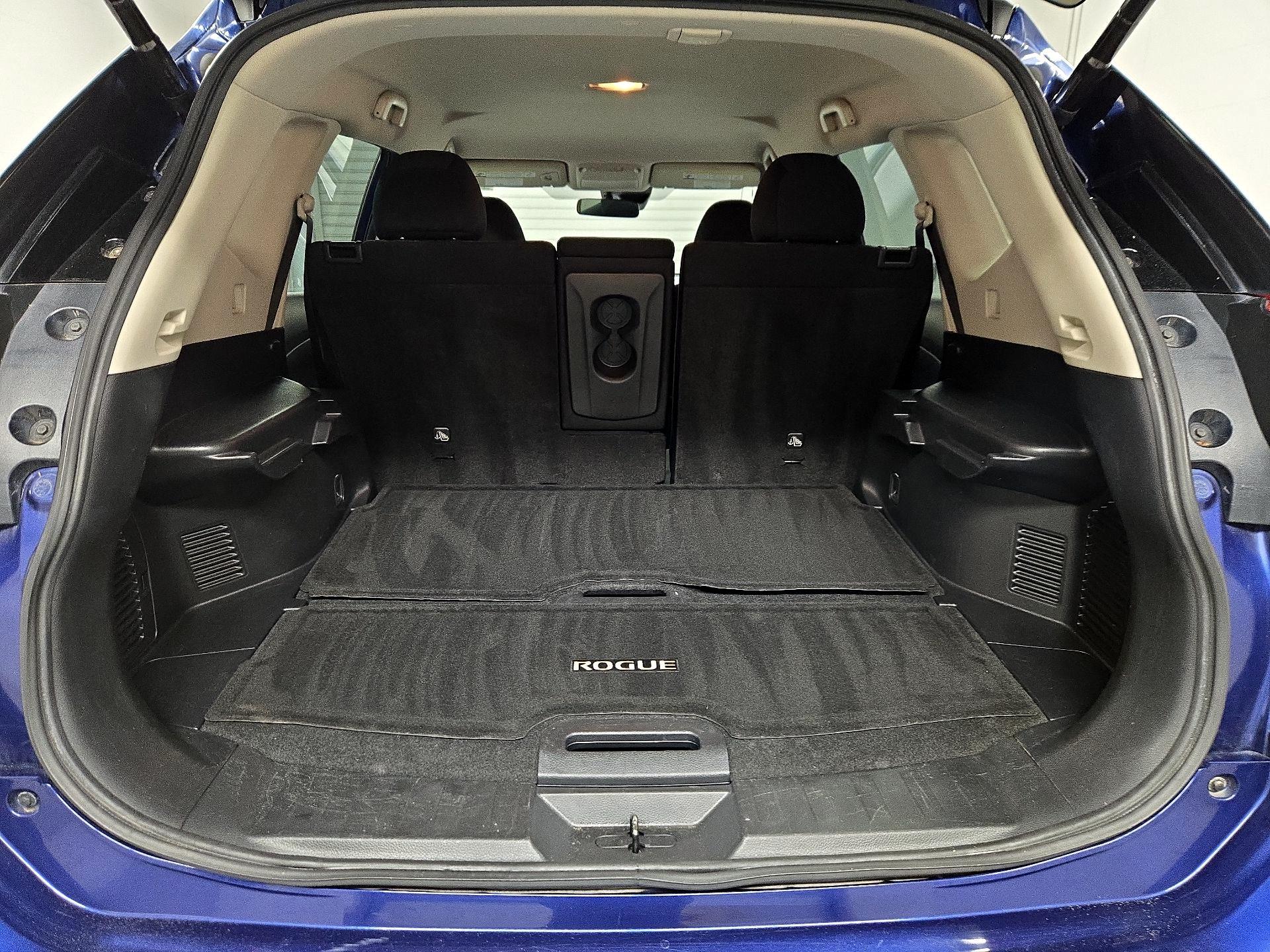 Thumbnail: 2020 Nissan Rogue - 20