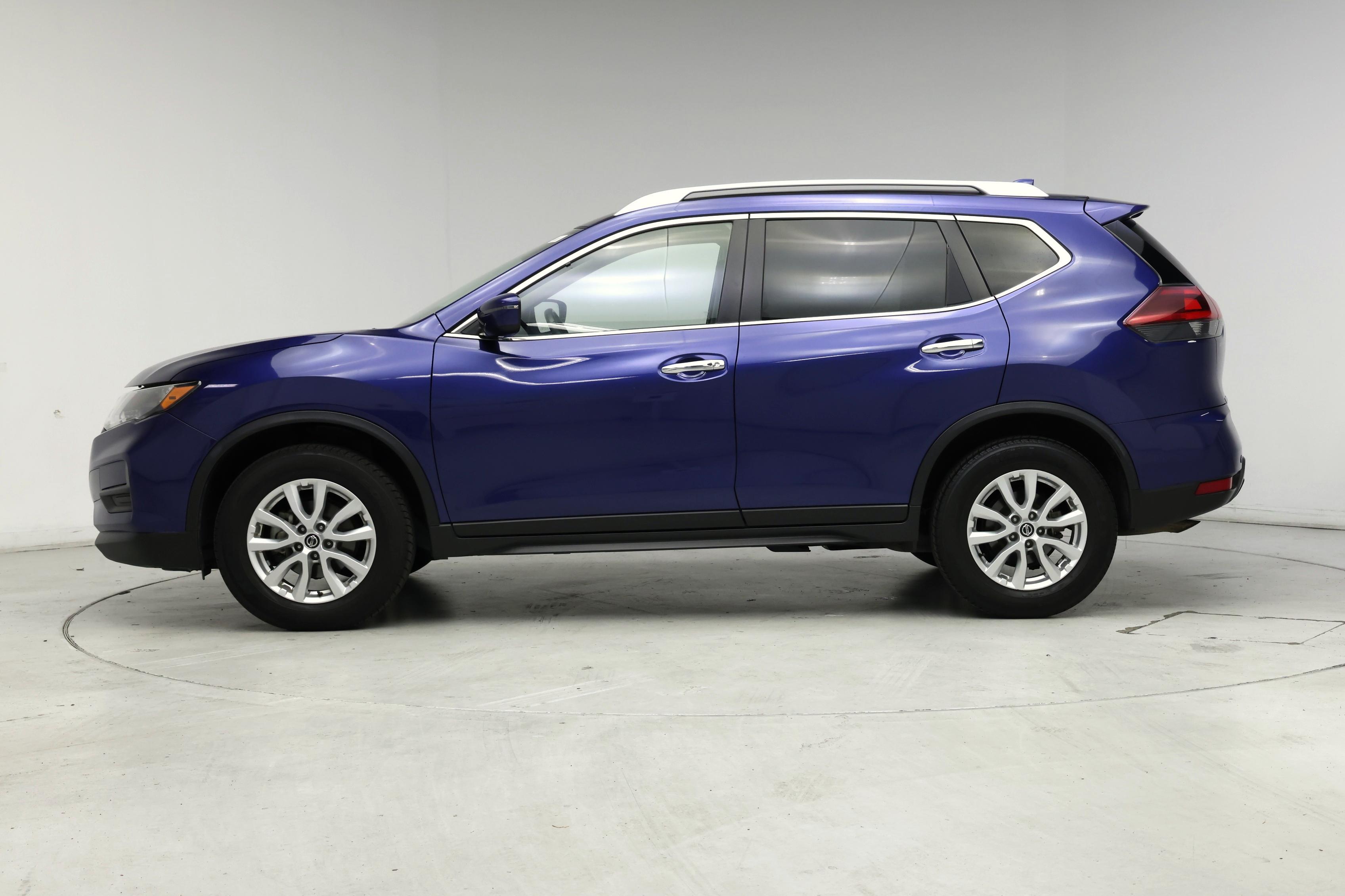 Thumbnail: 2020 Nissan Rogue - 3