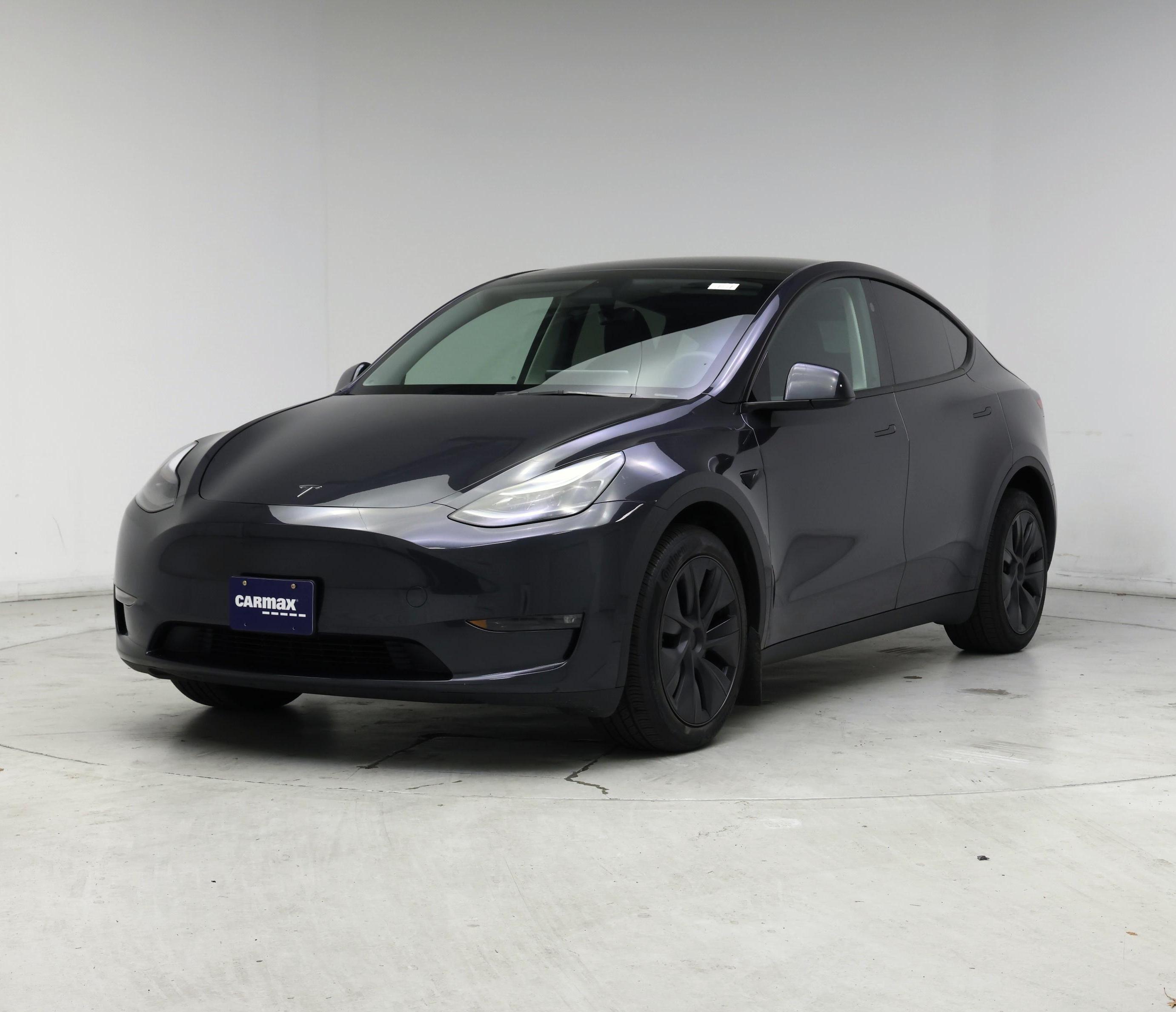 Thumbnail: 2025 Tesla Model Y - 4