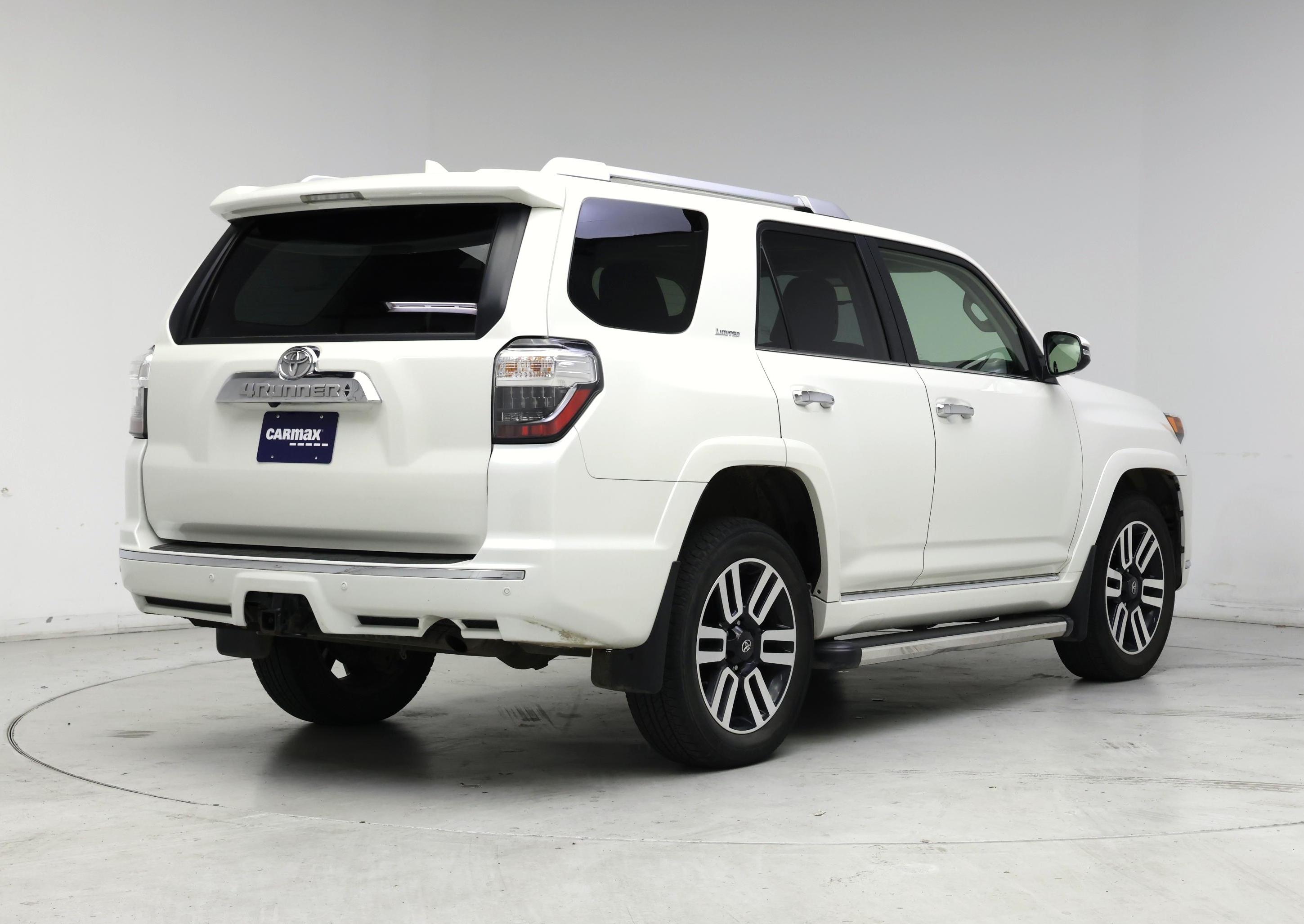 Thumbnail: 2022 Toyota 4Runner - 8