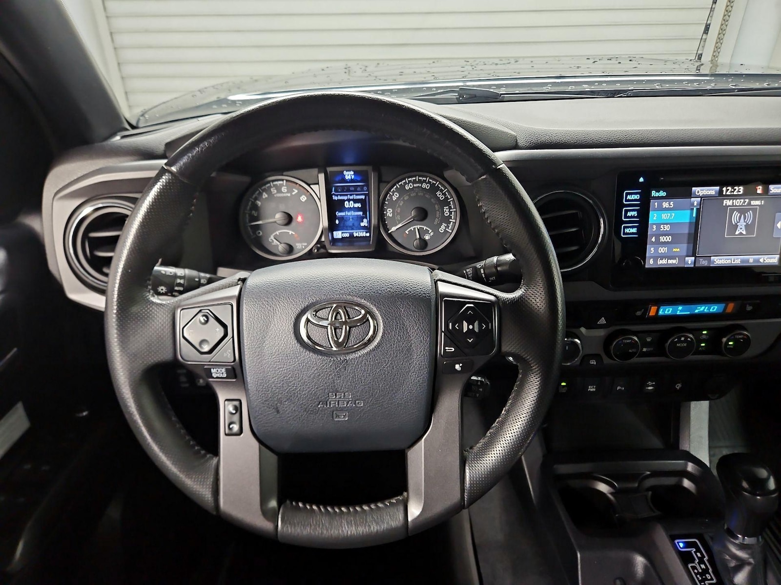 2017 Toyota Tacoma TRD Off Road - Photo 11