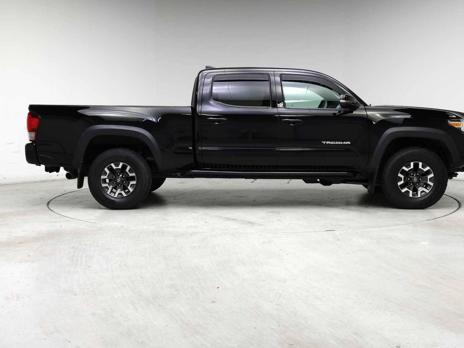 2017 Toyota Tacoma TRD Off Road - Photo 8