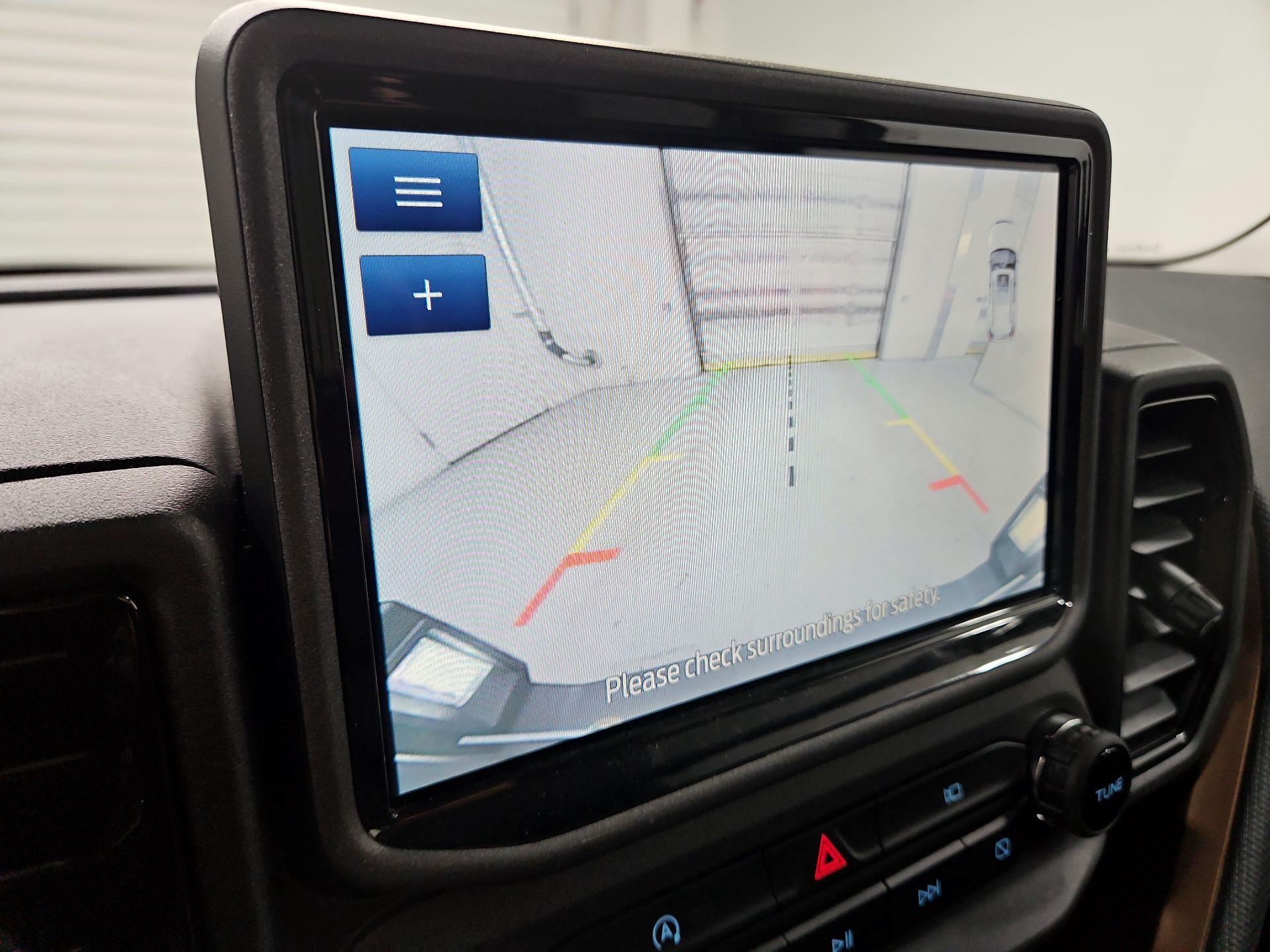 Thumbnail: 2022 Ford Bronco Sport - 14