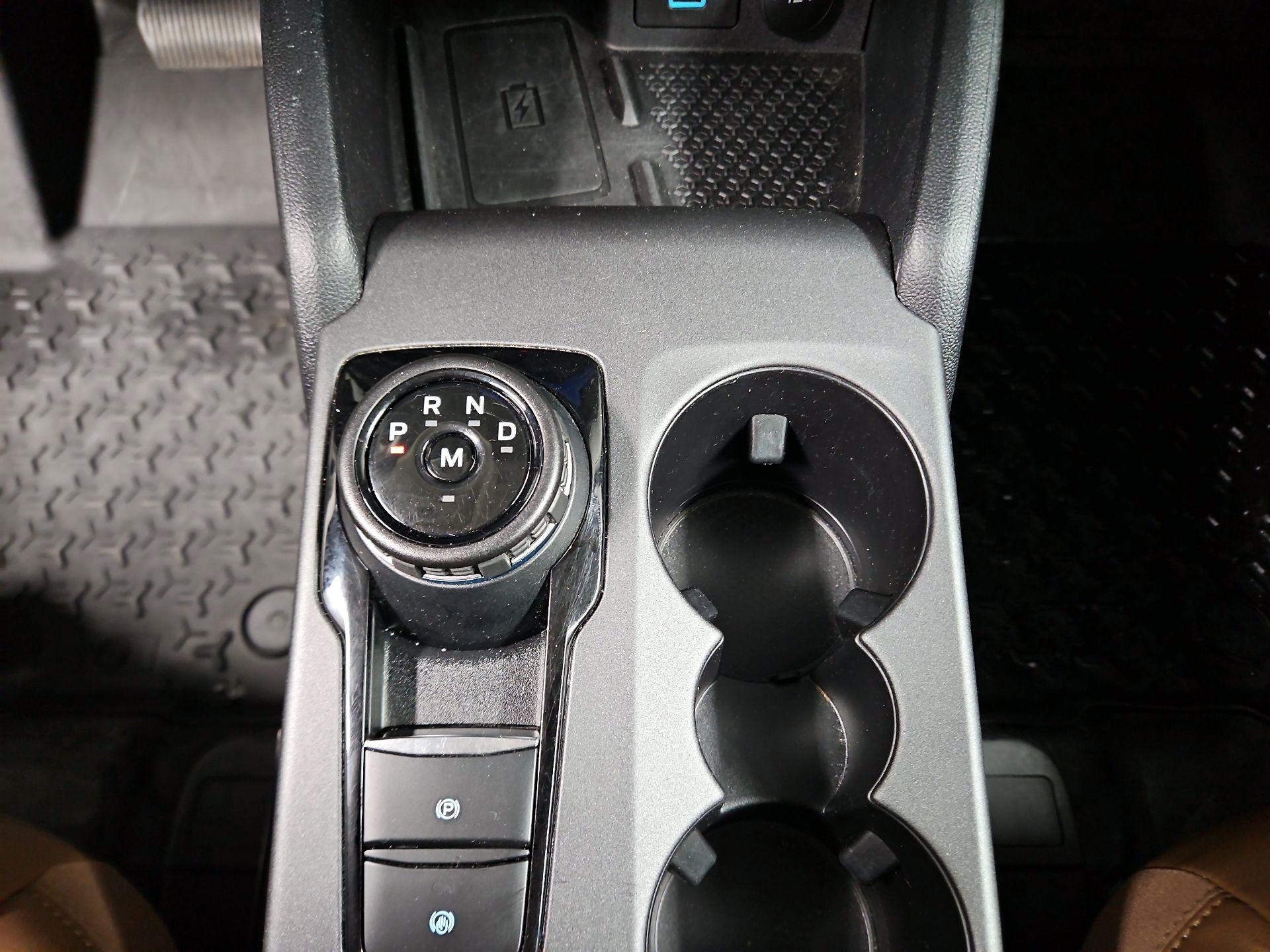 Thumbnail: 2022 Ford Bronco Sport - 17