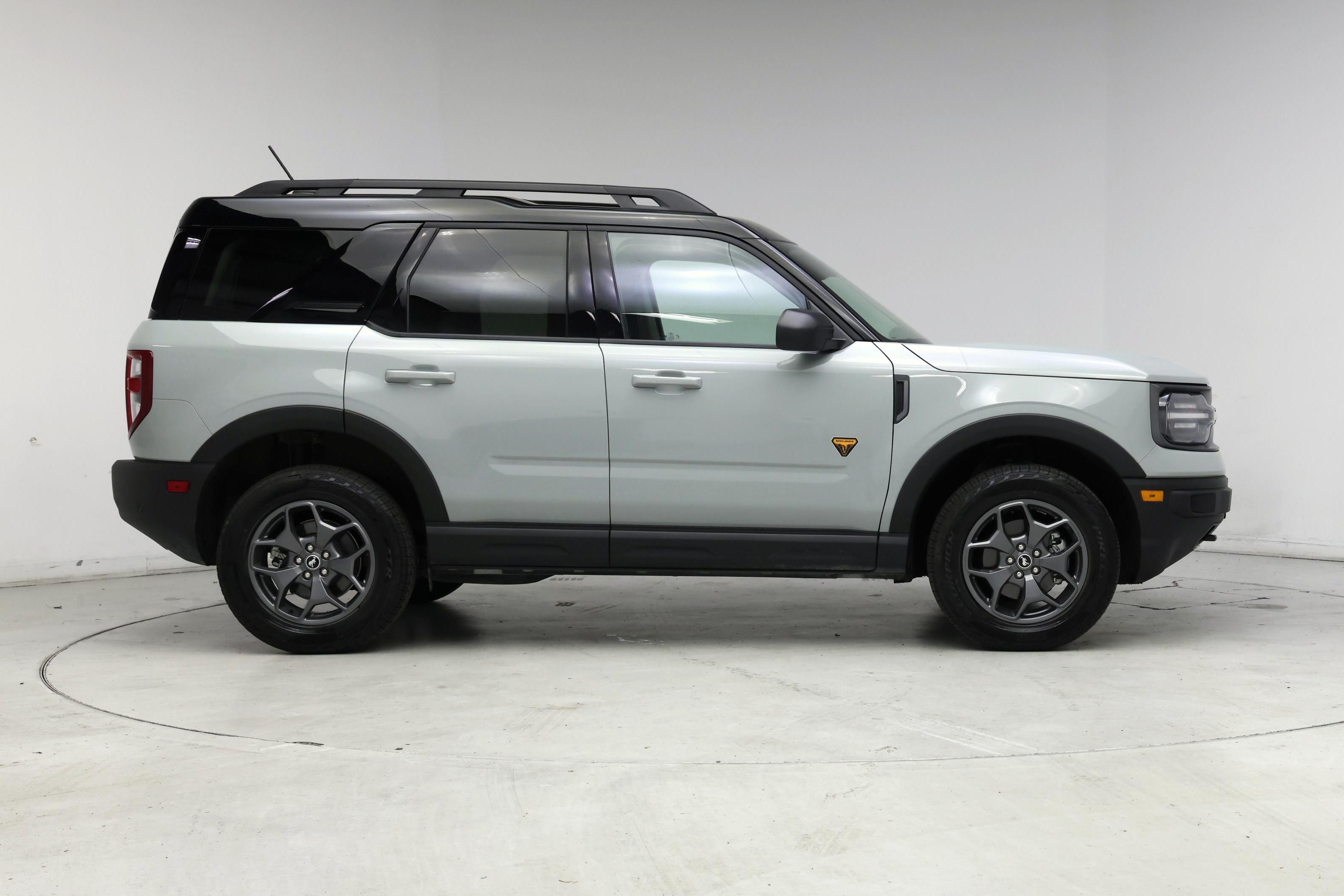 Thumbnail: 2022 Ford Bronco Sport - 7