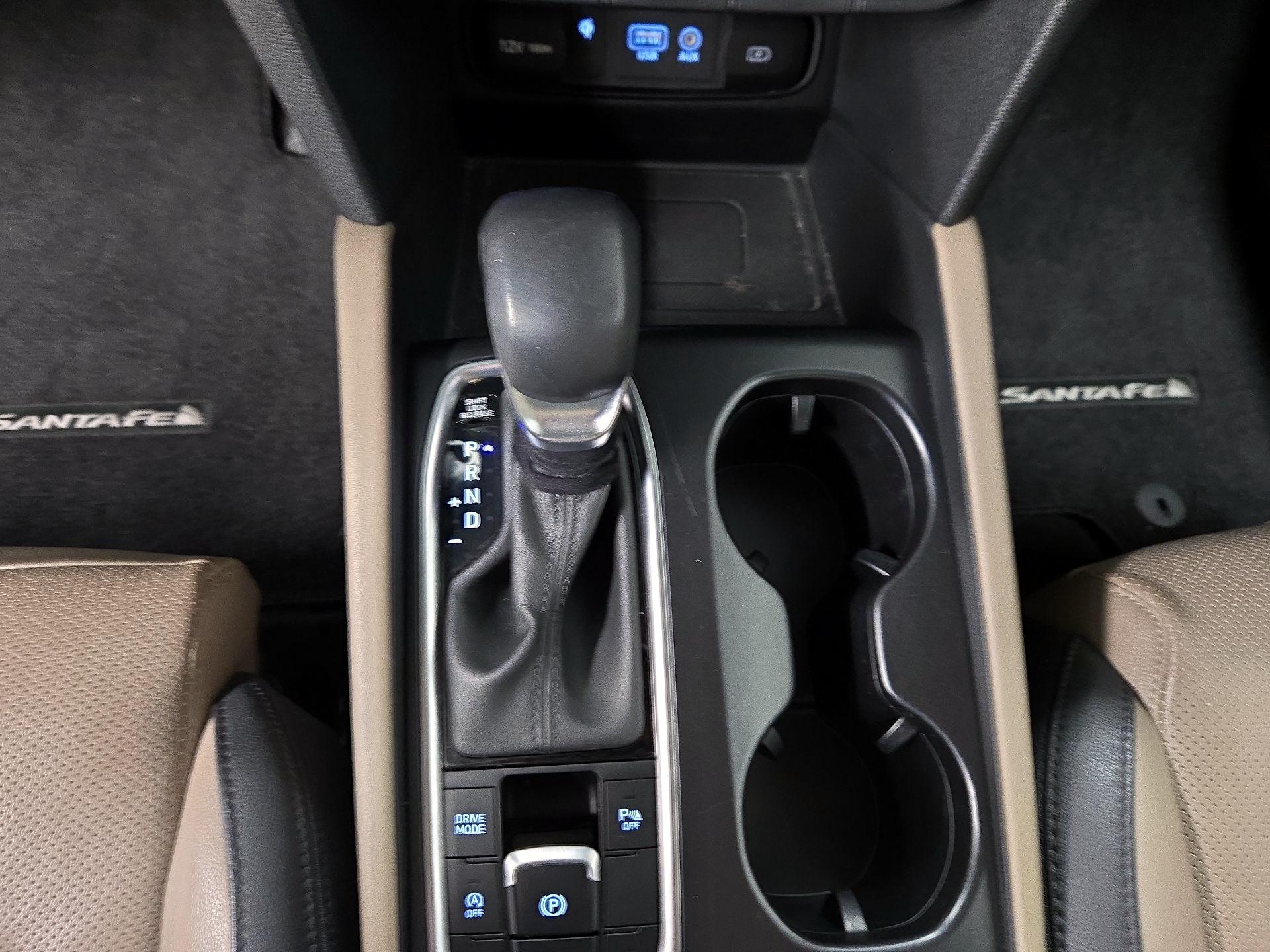 Thumbnail: 2019 Hyundai Santa Fe - 18