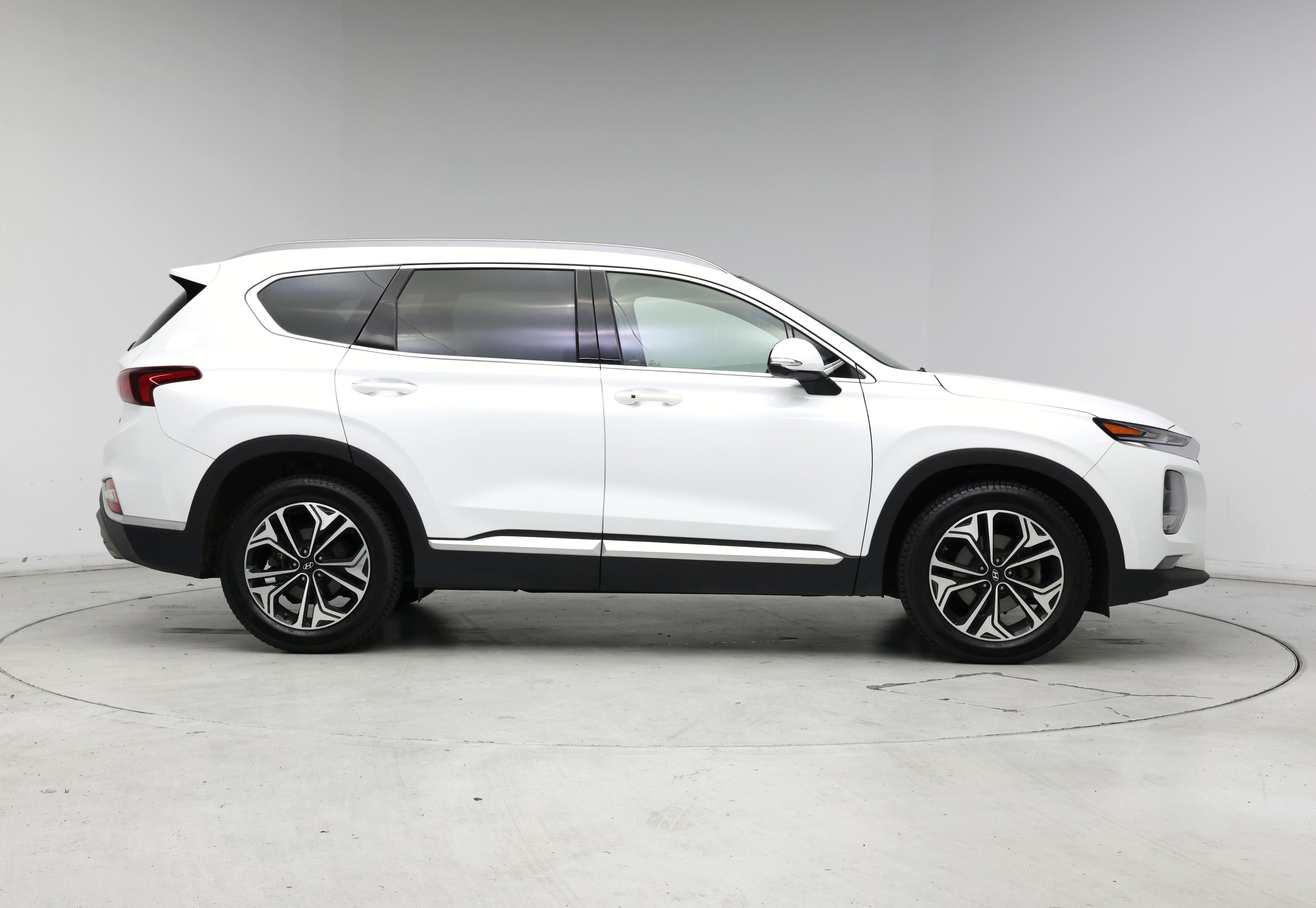 Thumbnail: 2019 Hyundai Santa Fe - 7