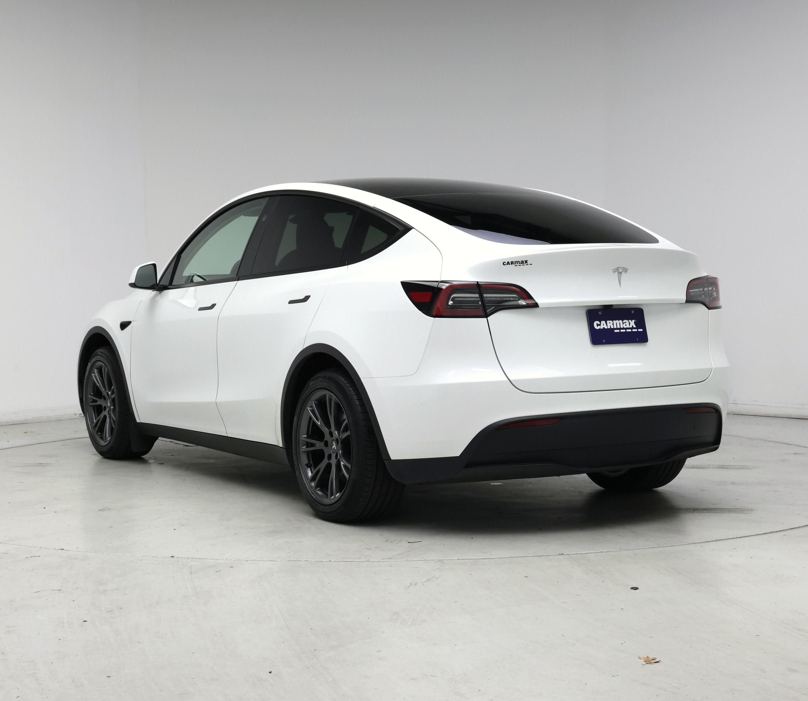Thumbnail: 2024 Tesla Model Y - 2