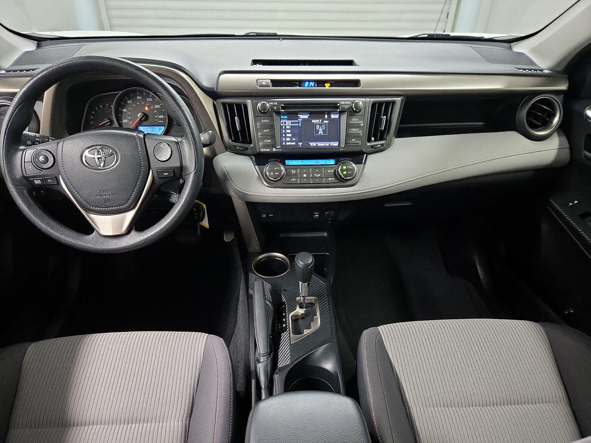 Thumbnail: 2014 Toyota RAV4 - 9