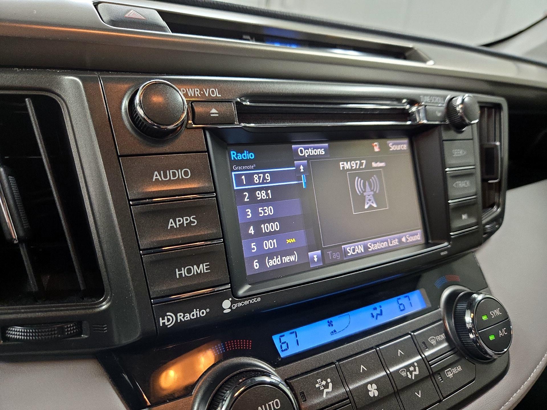 Thumbnail: 2014 Toyota RAV4 - 15