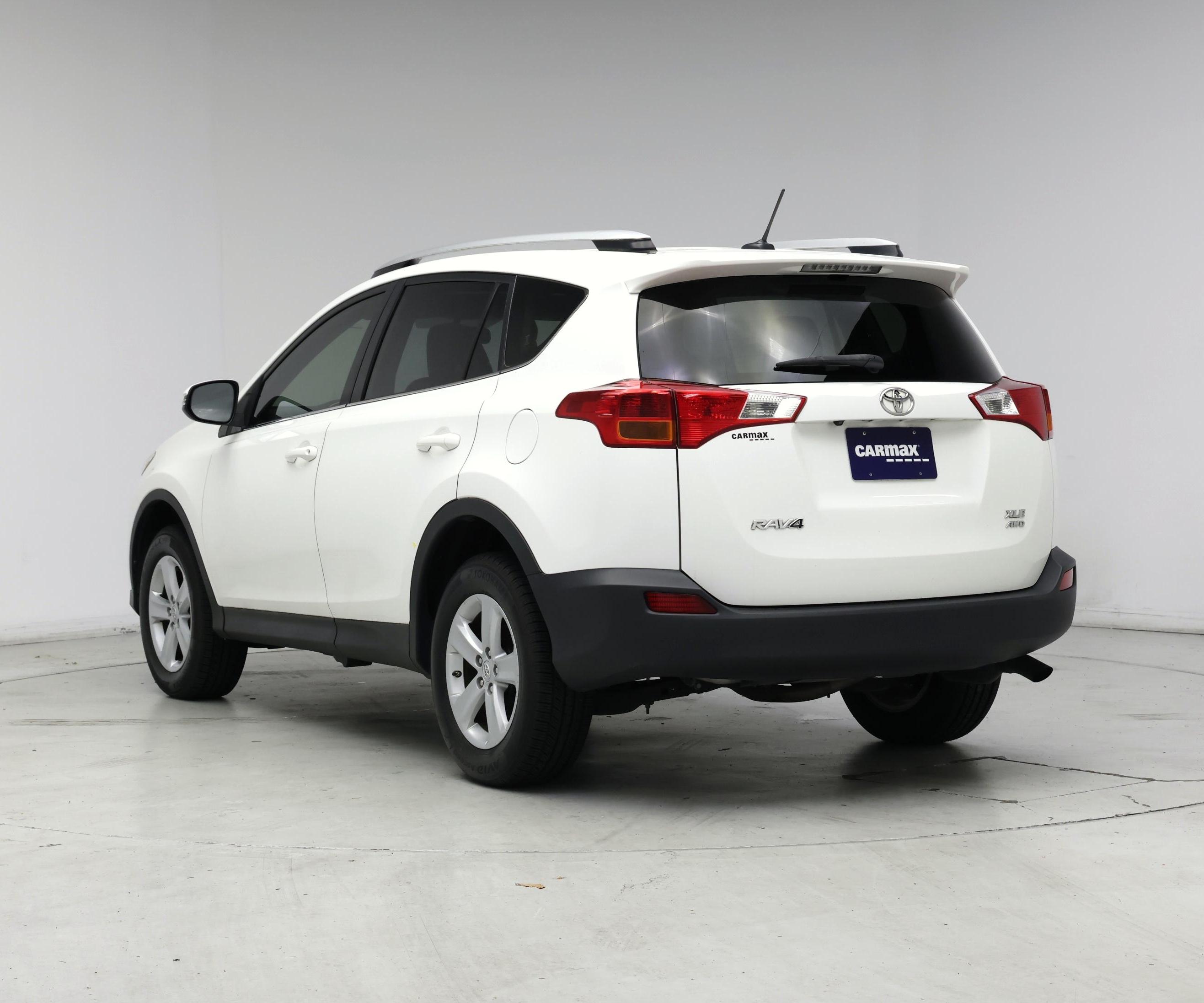 Thumbnail: 2014 Toyota RAV4 - 2