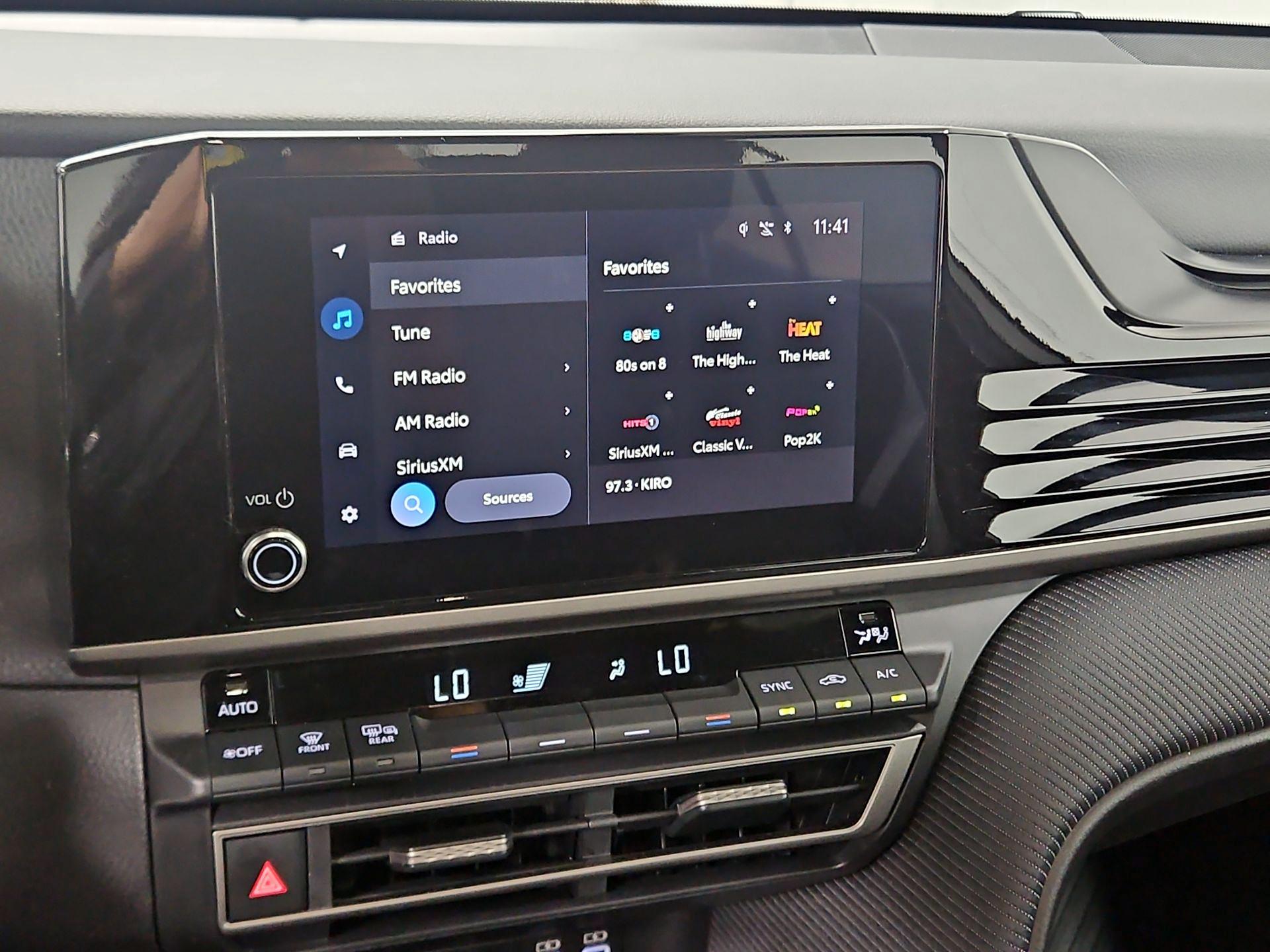 Thumbnail: 2025 Toyota Camry - 15