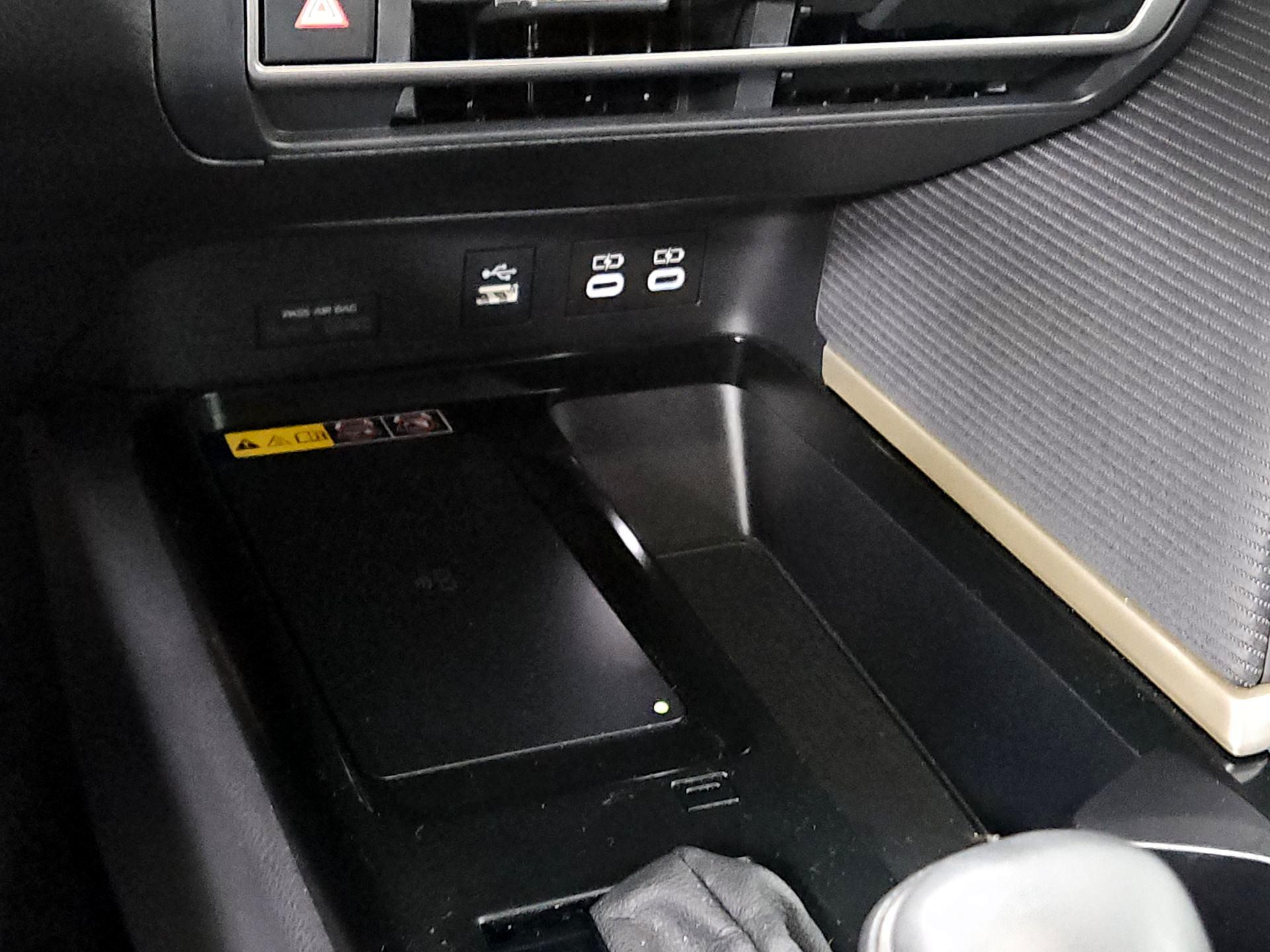 Thumbnail: 2025 Toyota Camry - 18