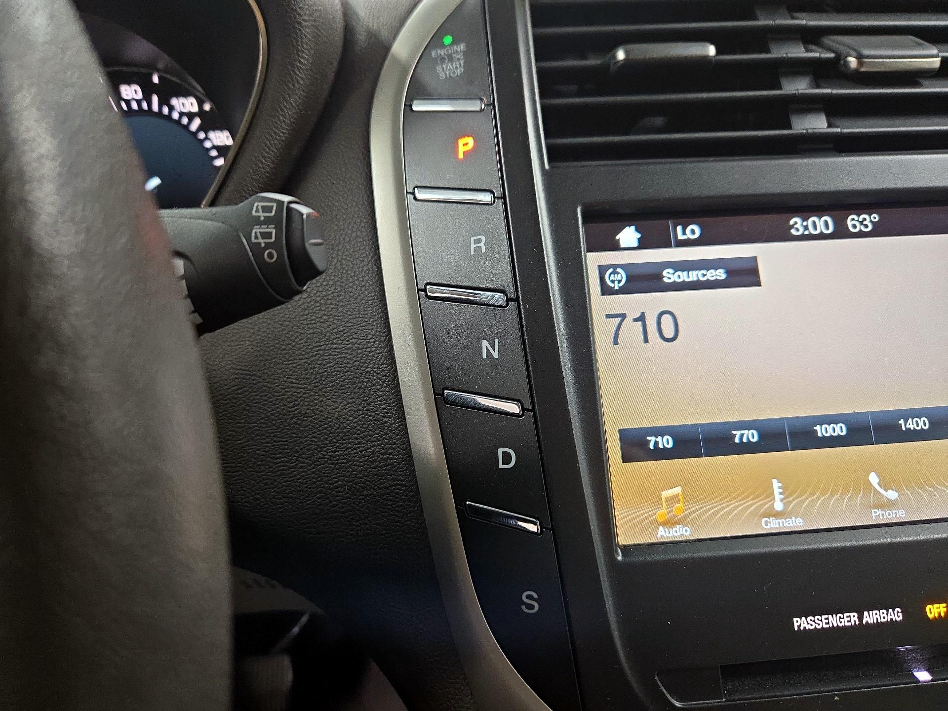 Thumbnail: 2018 Lincoln MKC - 17