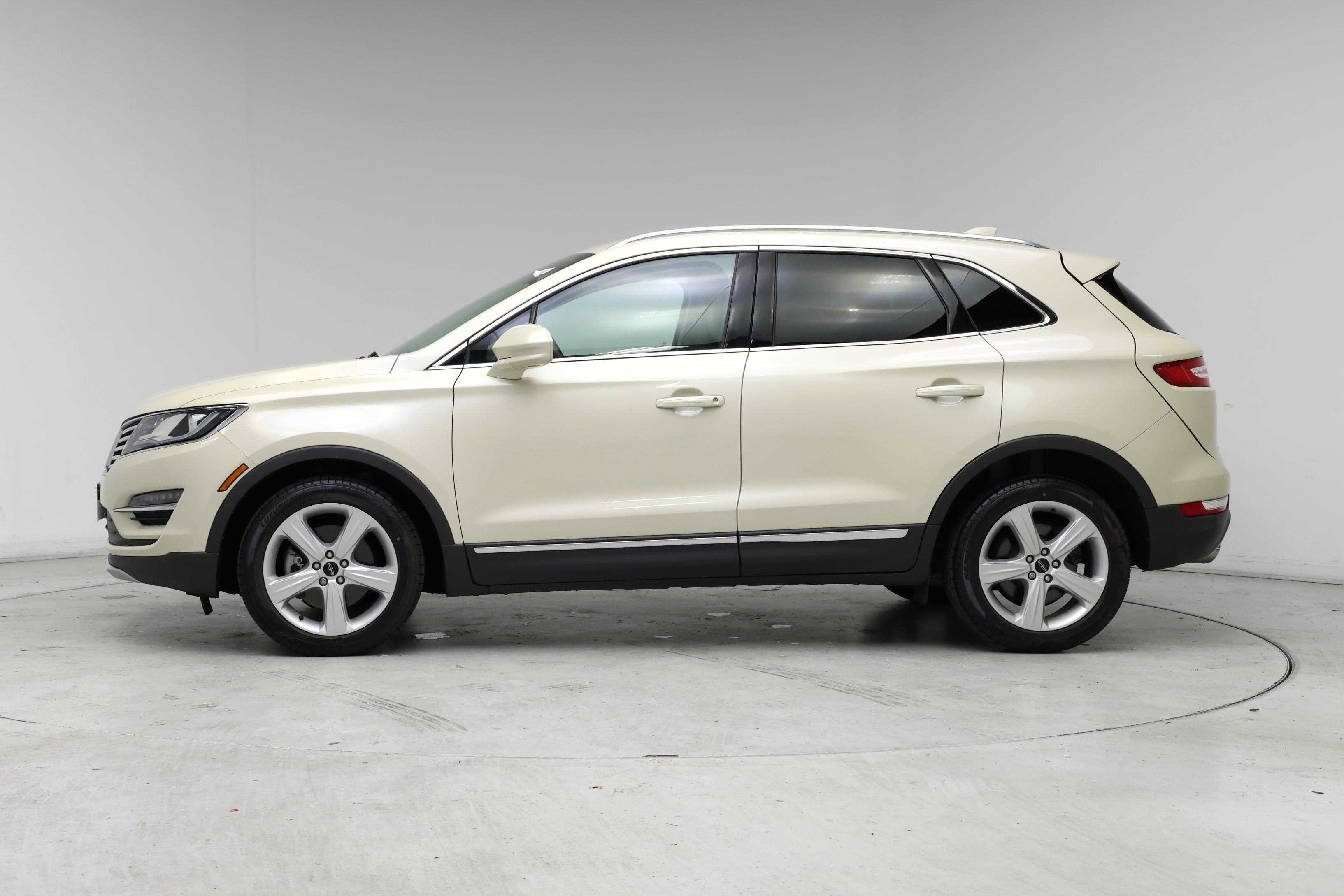 Thumbnail: 2018 Lincoln MKC - 3