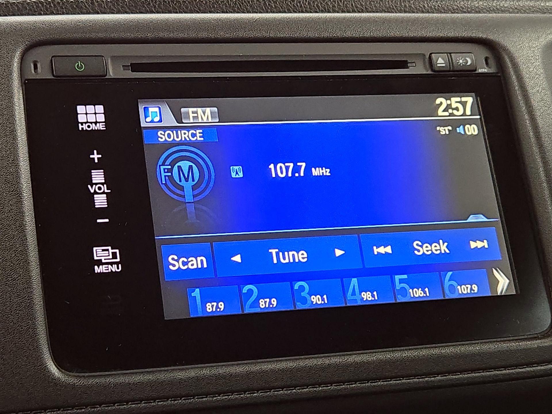 Thumbnail: 2017 Honda HR-V - 15