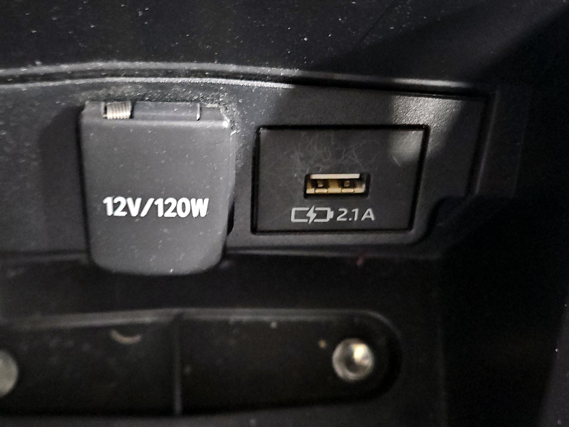 Thumbnail: 2021 Toyota Corolla - 18