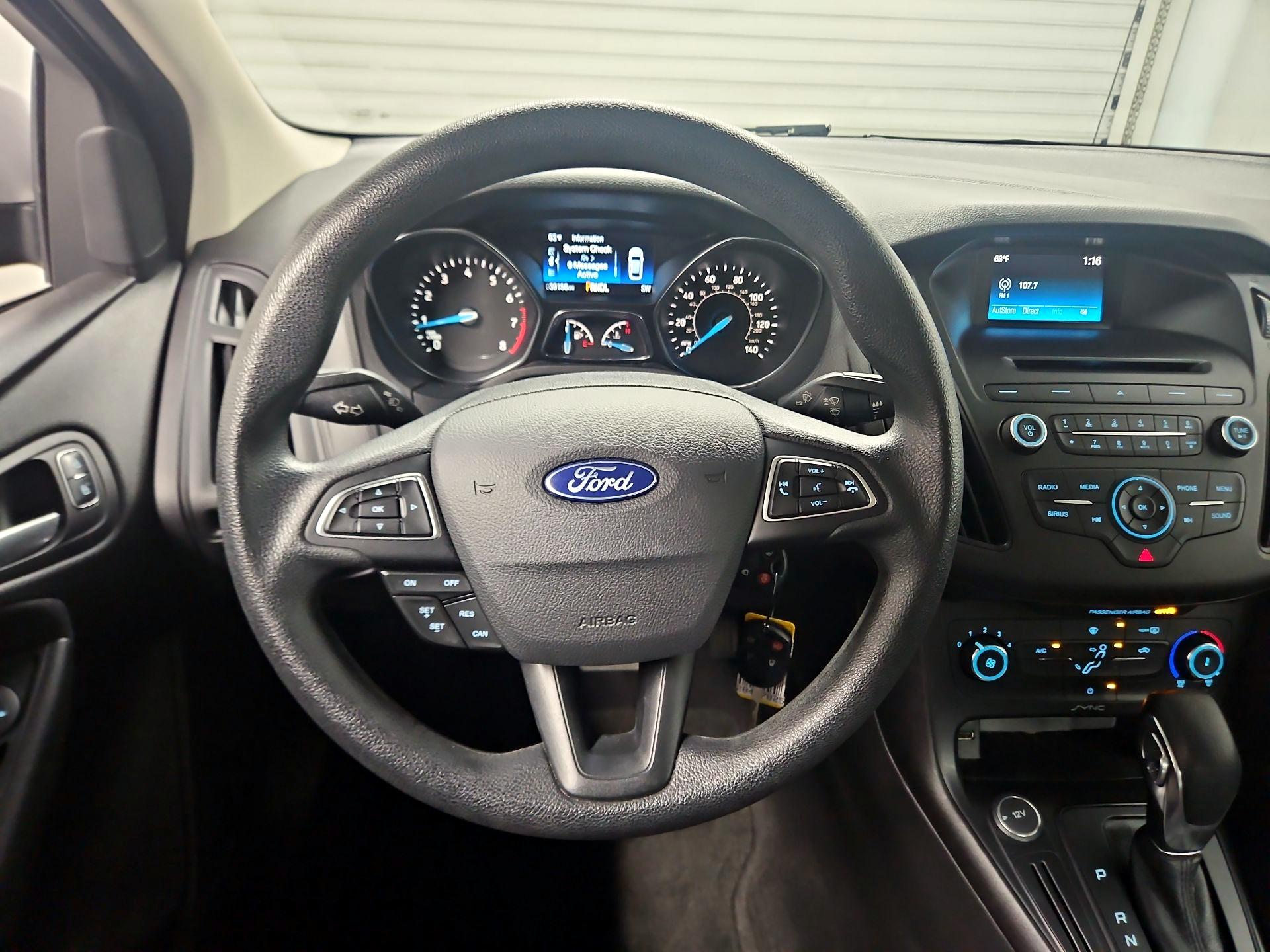 Thumbnail: 2017 Ford Focus - 10