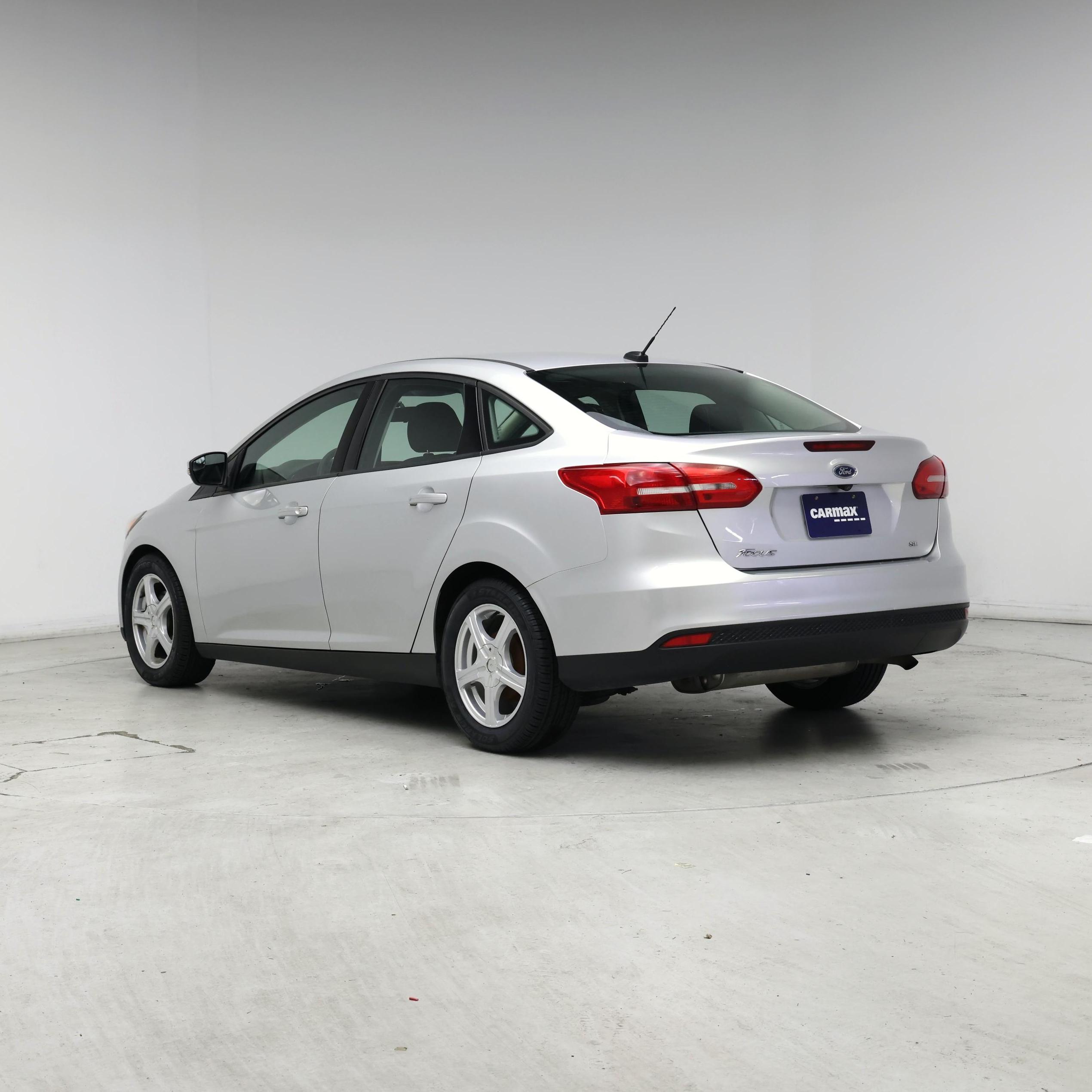 Thumbnail: 2017 Ford Focus - 2