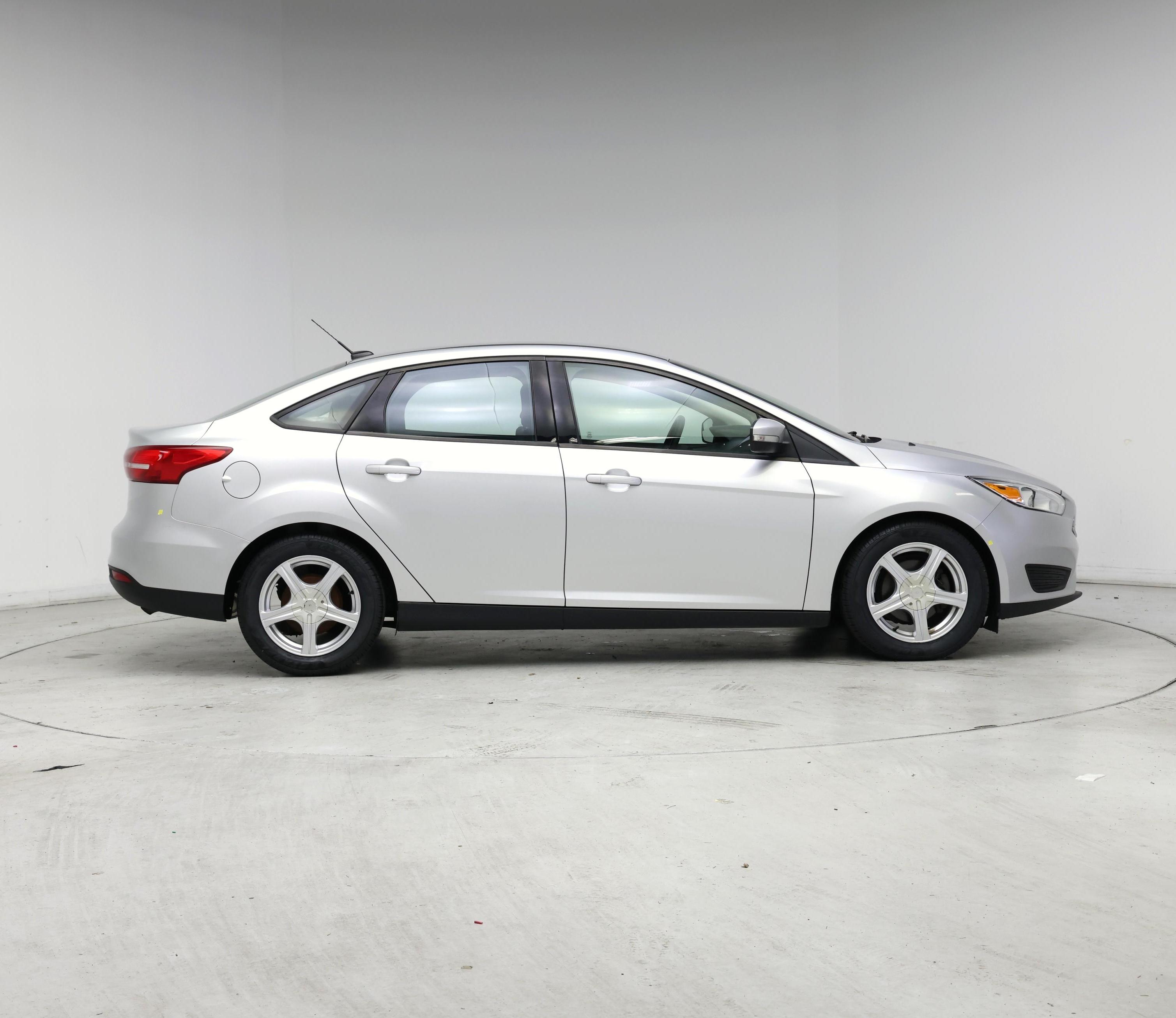 Thumbnail: 2017 Ford Focus - 7