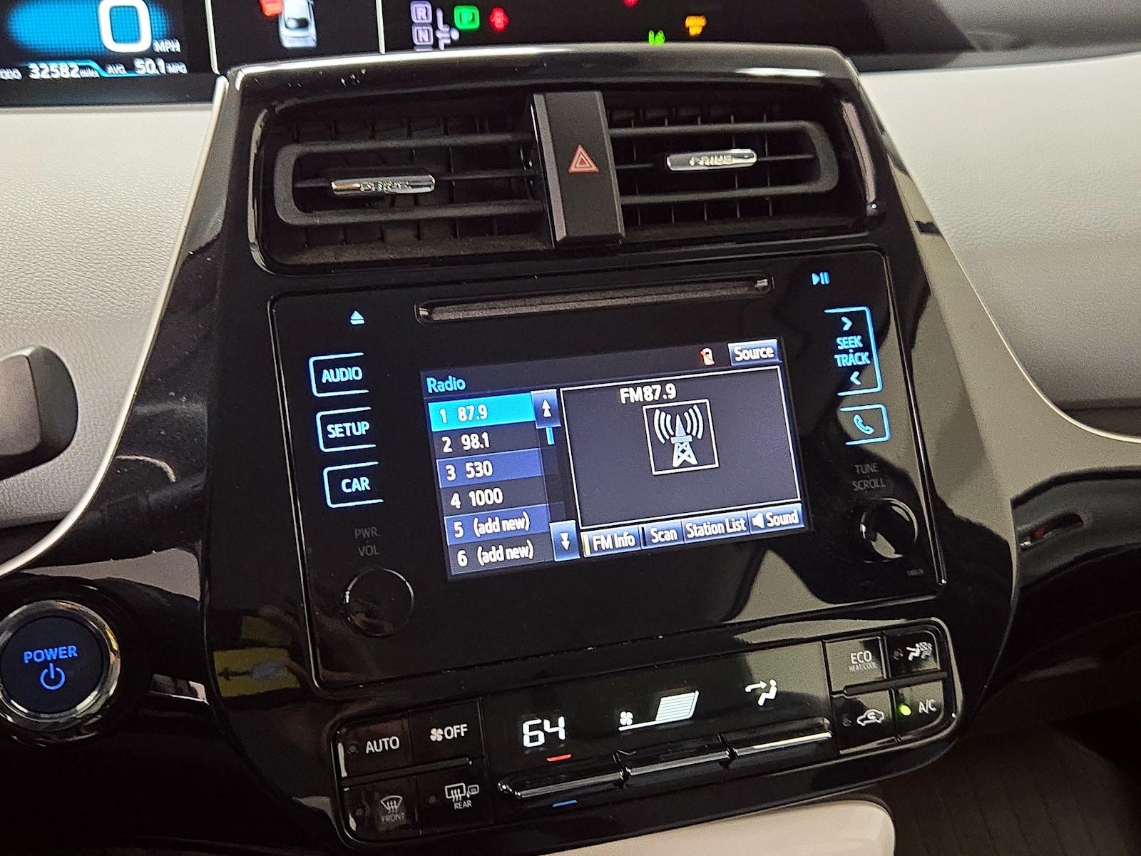 2017 Toyota Prius Two Eco - Photo 16