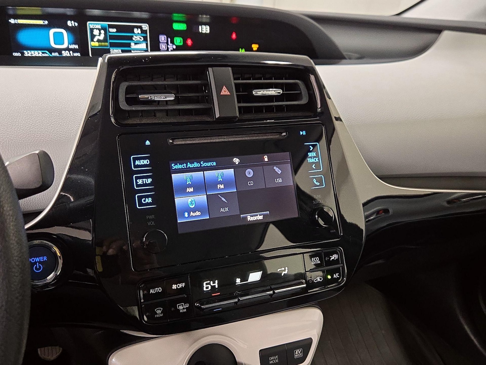 2017 Toyota Prius Two Eco - Photo 17