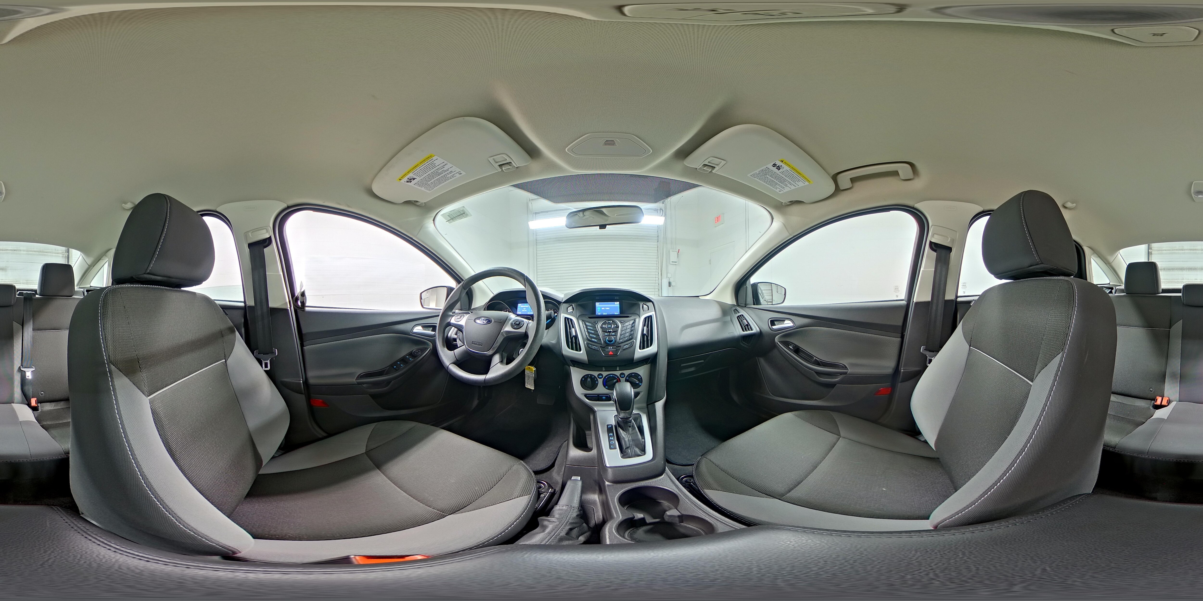 2014 Ford Focus SE - Photo 23