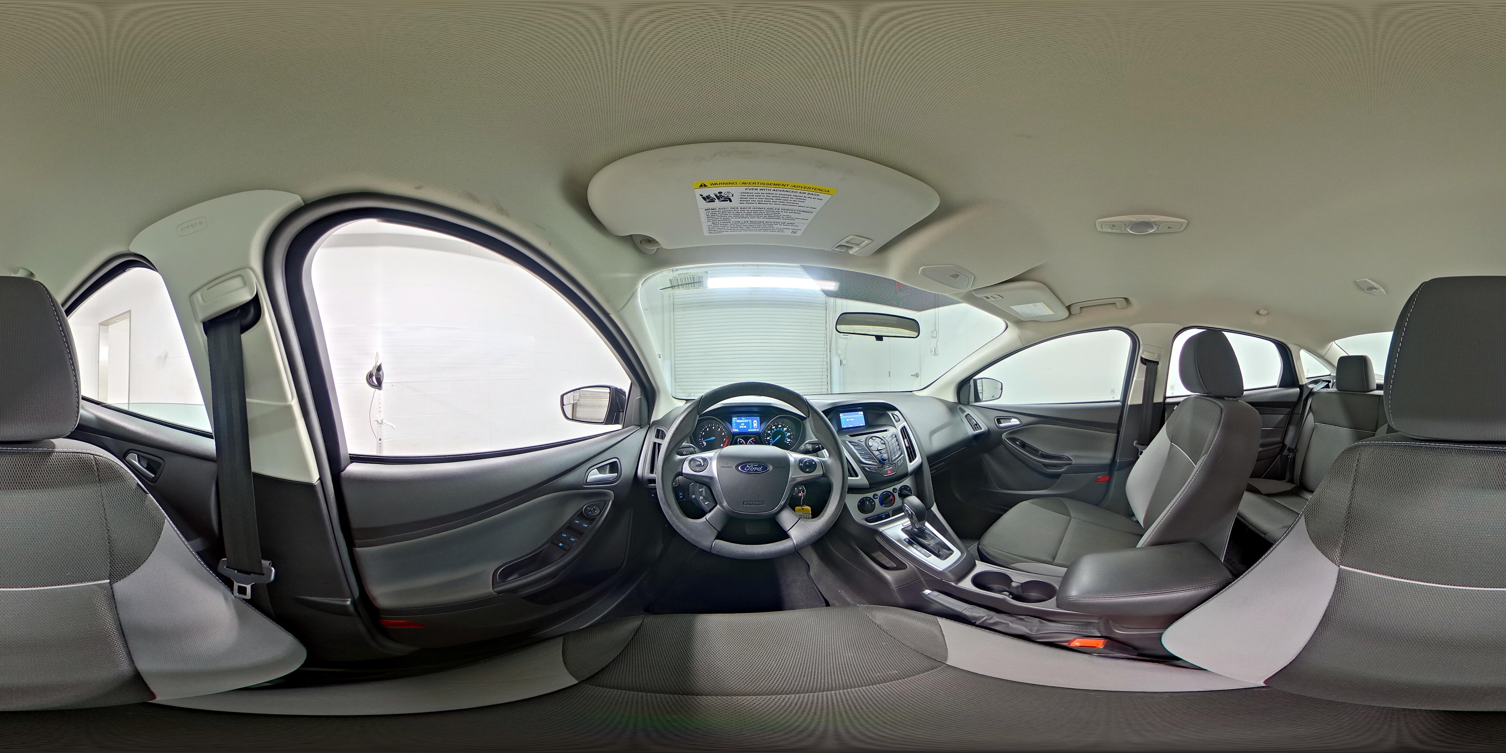 2014 Ford Focus SE - Photo 25