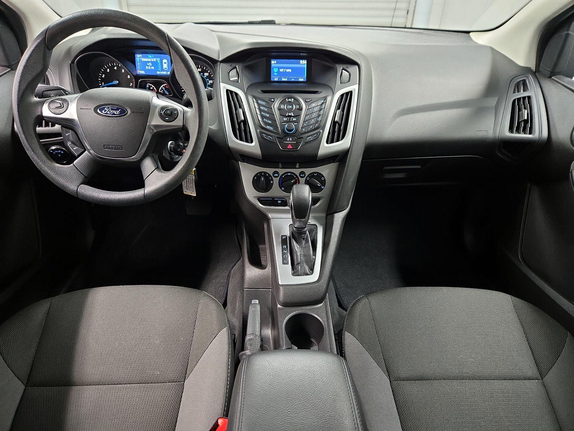 Thumbnail: 2014 Ford Focus - 9