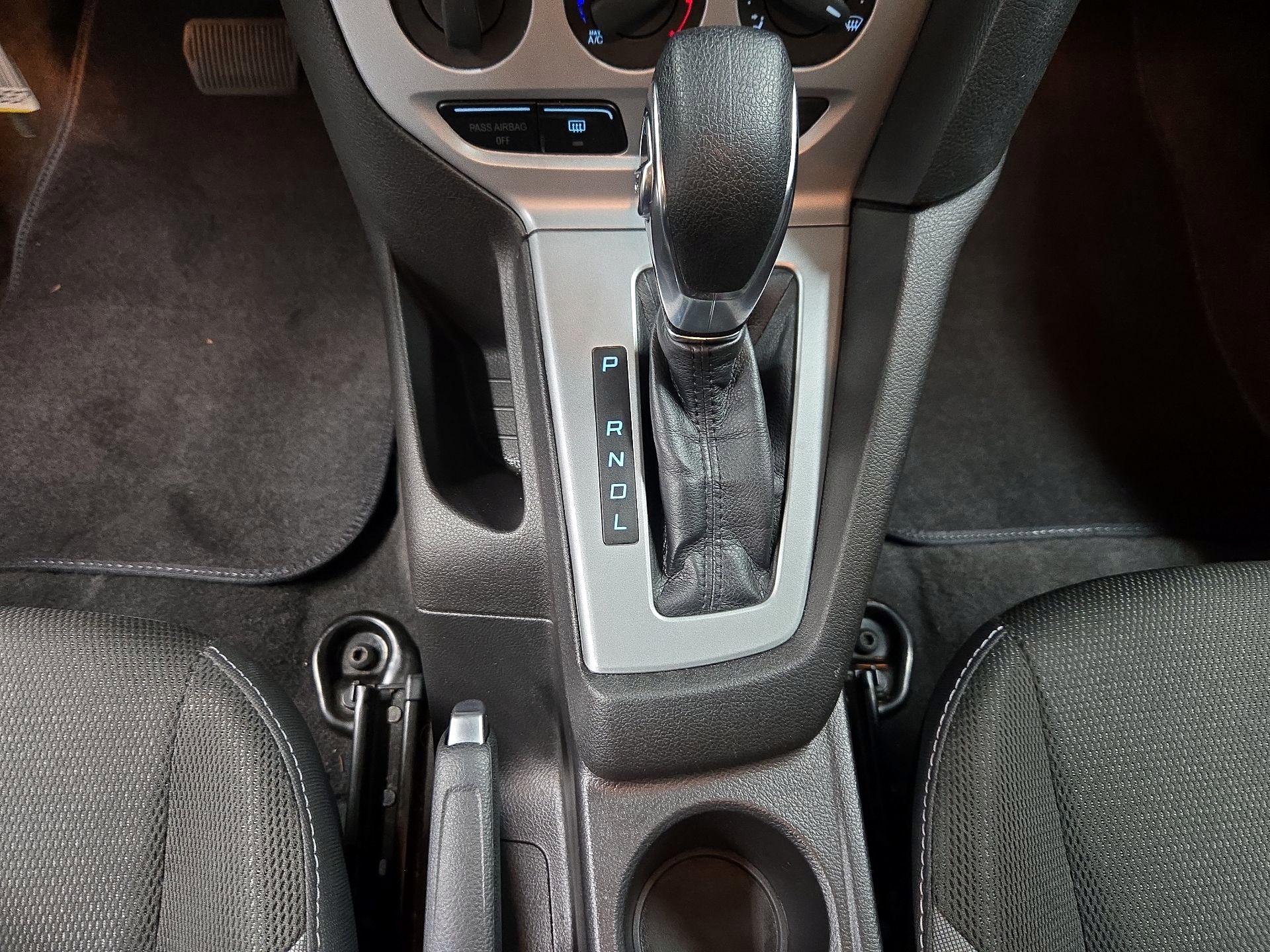 Thumbnail: 2014 Ford Focus - 16