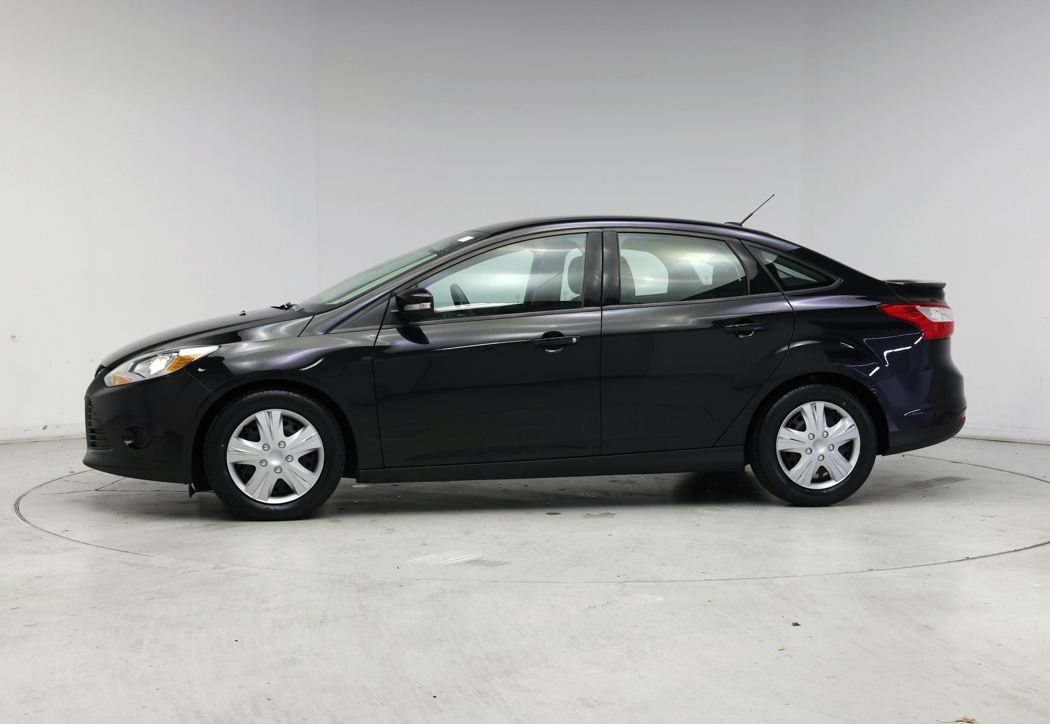 Thumbnail: 2014 Ford Focus - 3