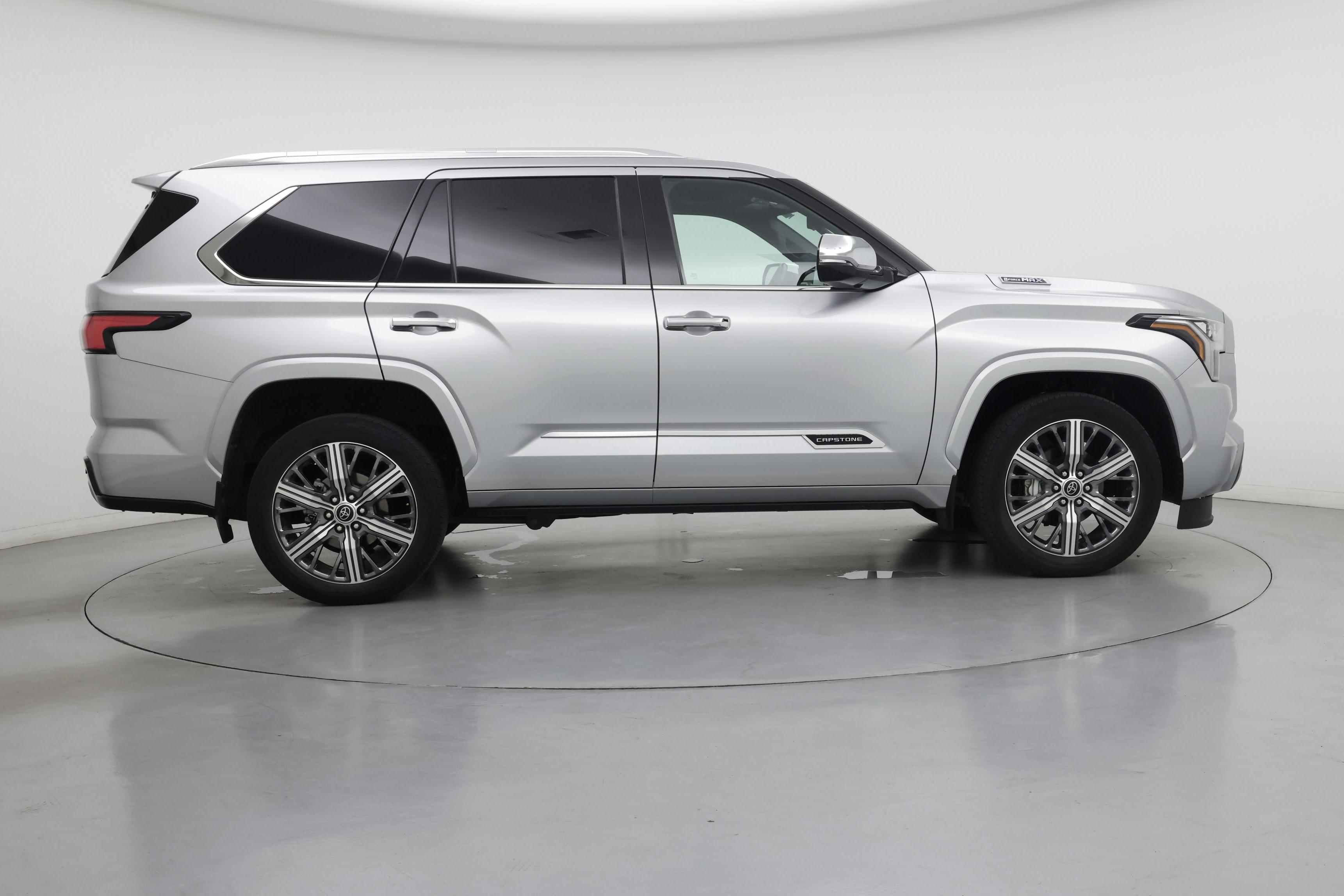 Thumbnail: 2023 Toyota Sequoia - 7