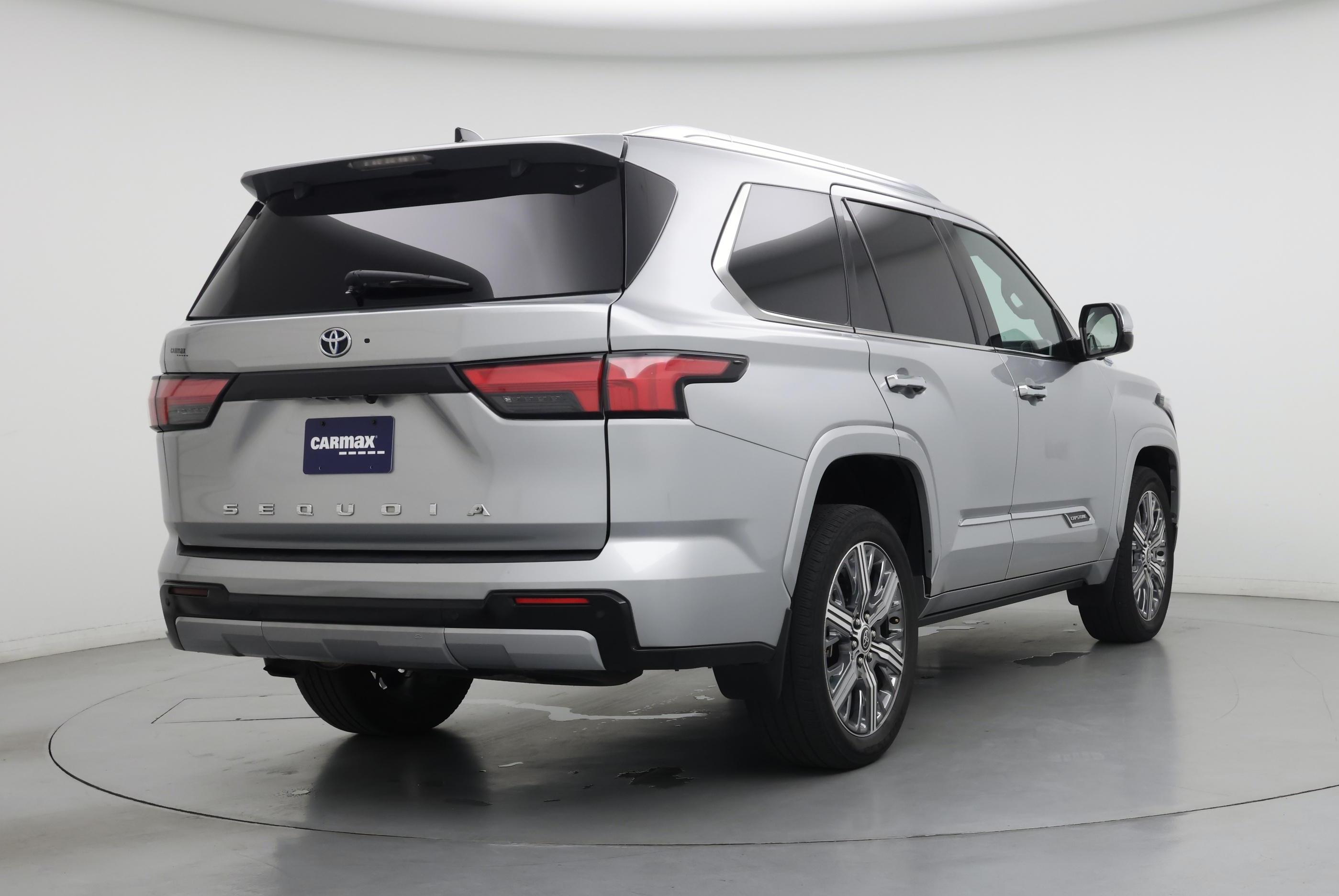 Thumbnail: 2023 Toyota Sequoia - 8