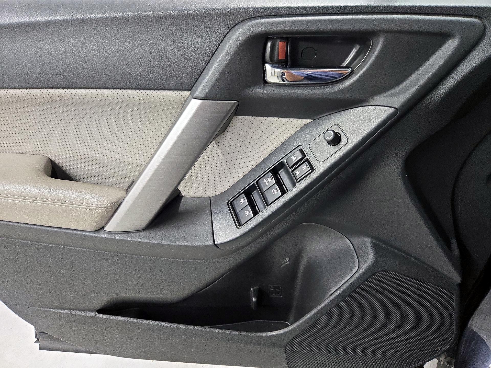 Thumbnail: 2014 Subaru Forester - 12